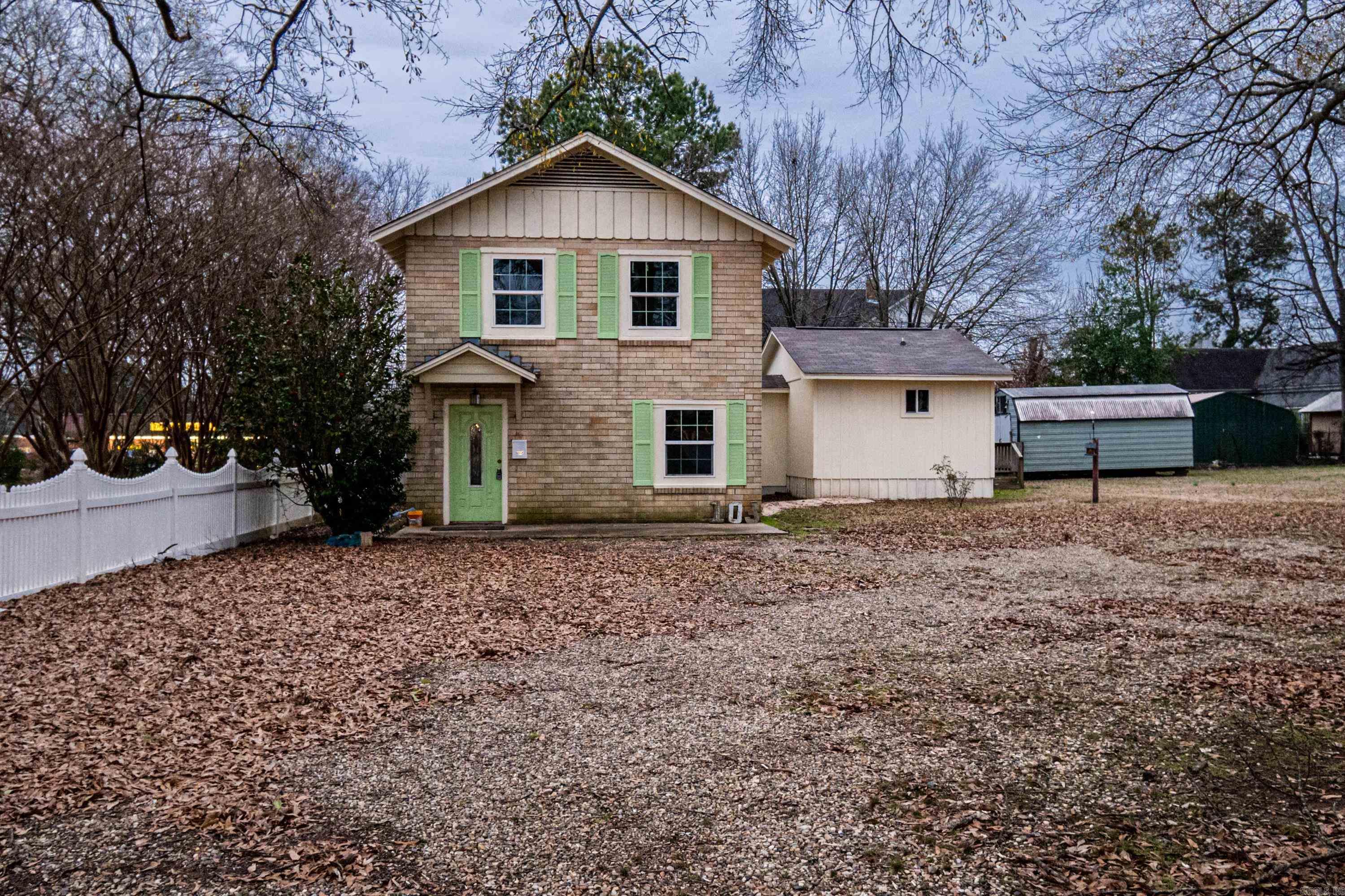 103 W Shields St  Warren, AR