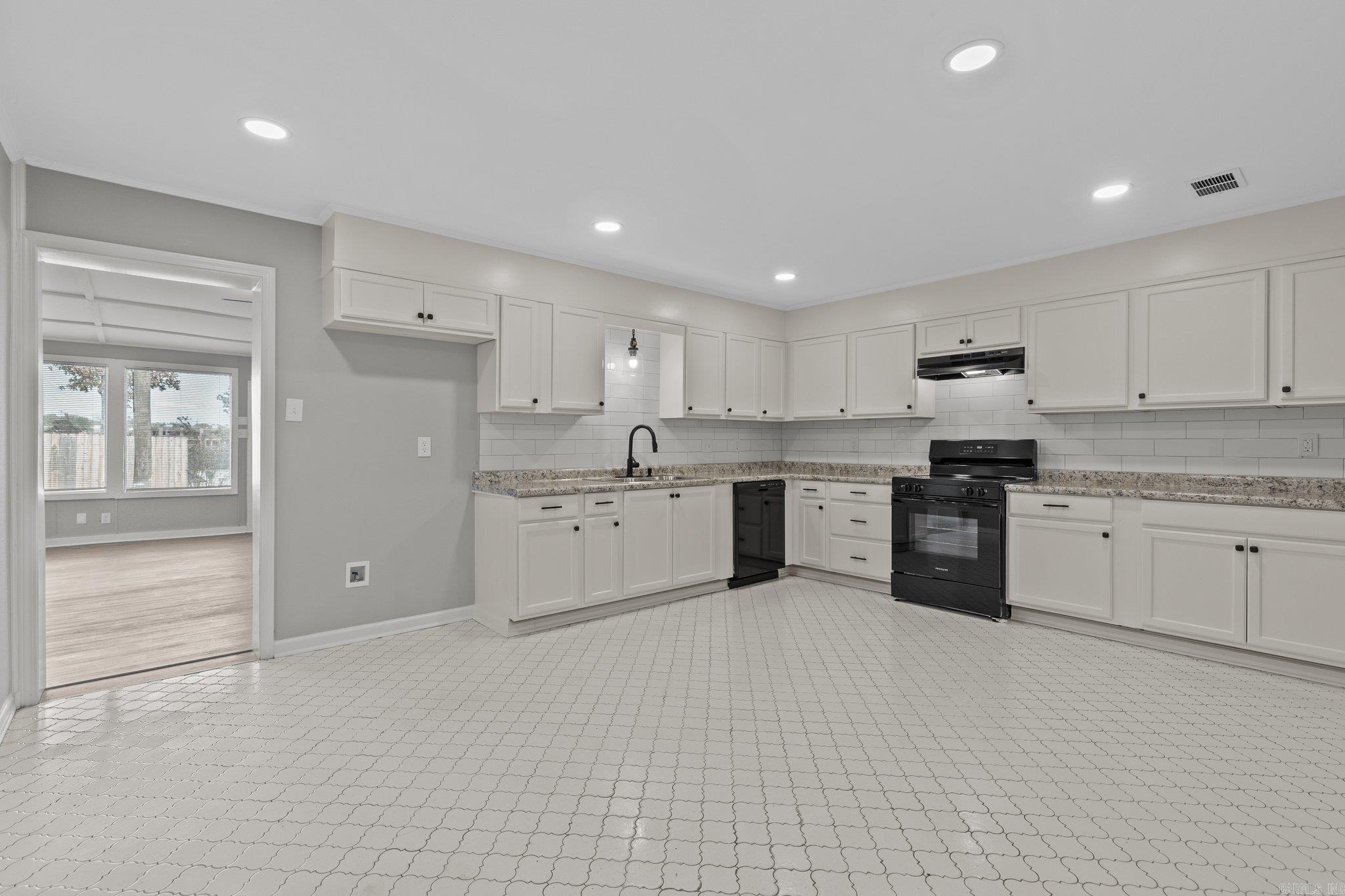 5  Jamestown  Little Rock, AR