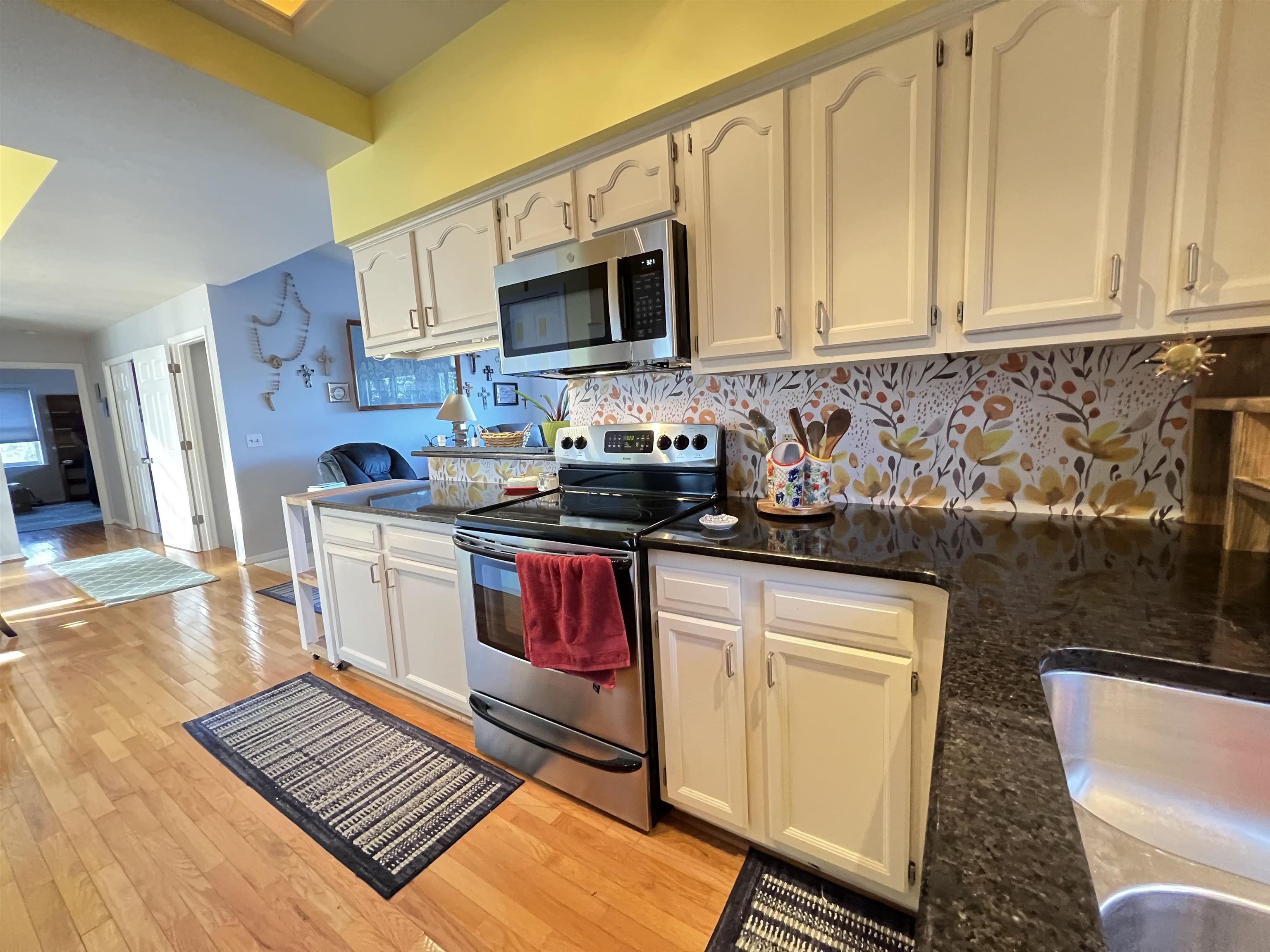 2402  South Shore  Horseshoe Bend, AR