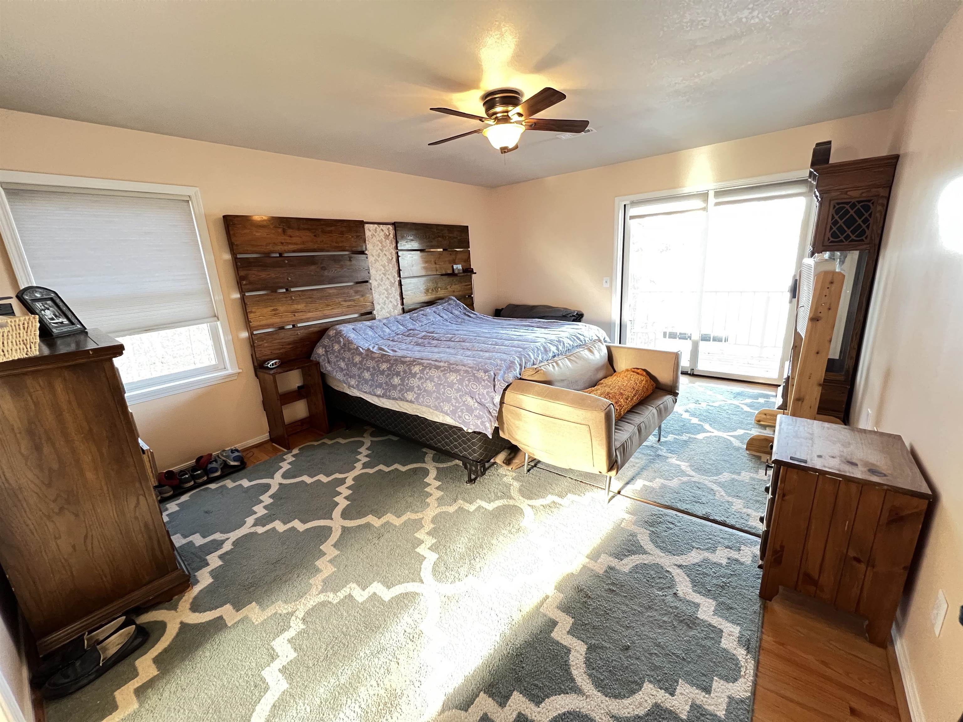 2402  South Shore  Horseshoe Bend, AR