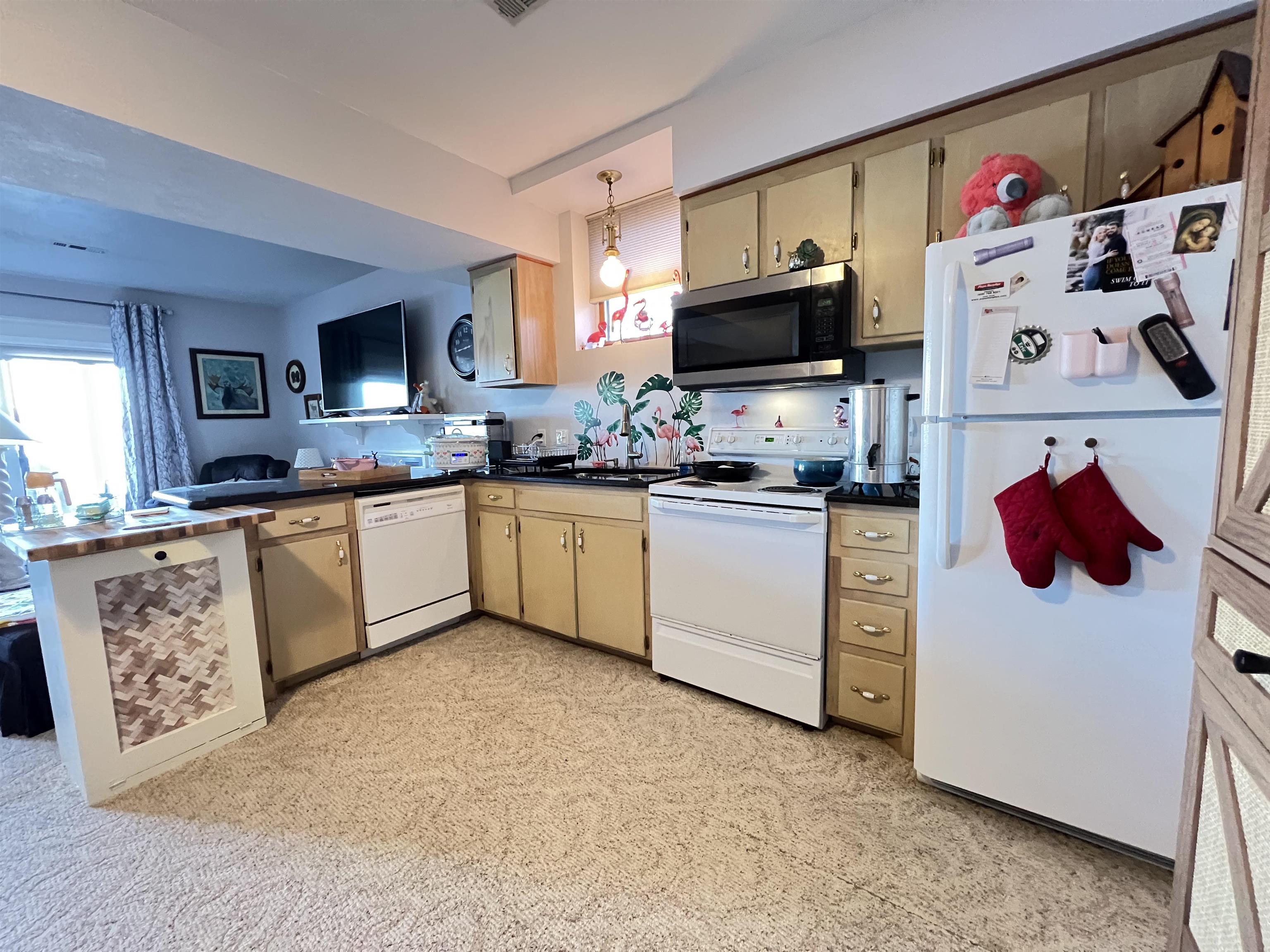2402  South Shore  Horseshoe Bend, AR