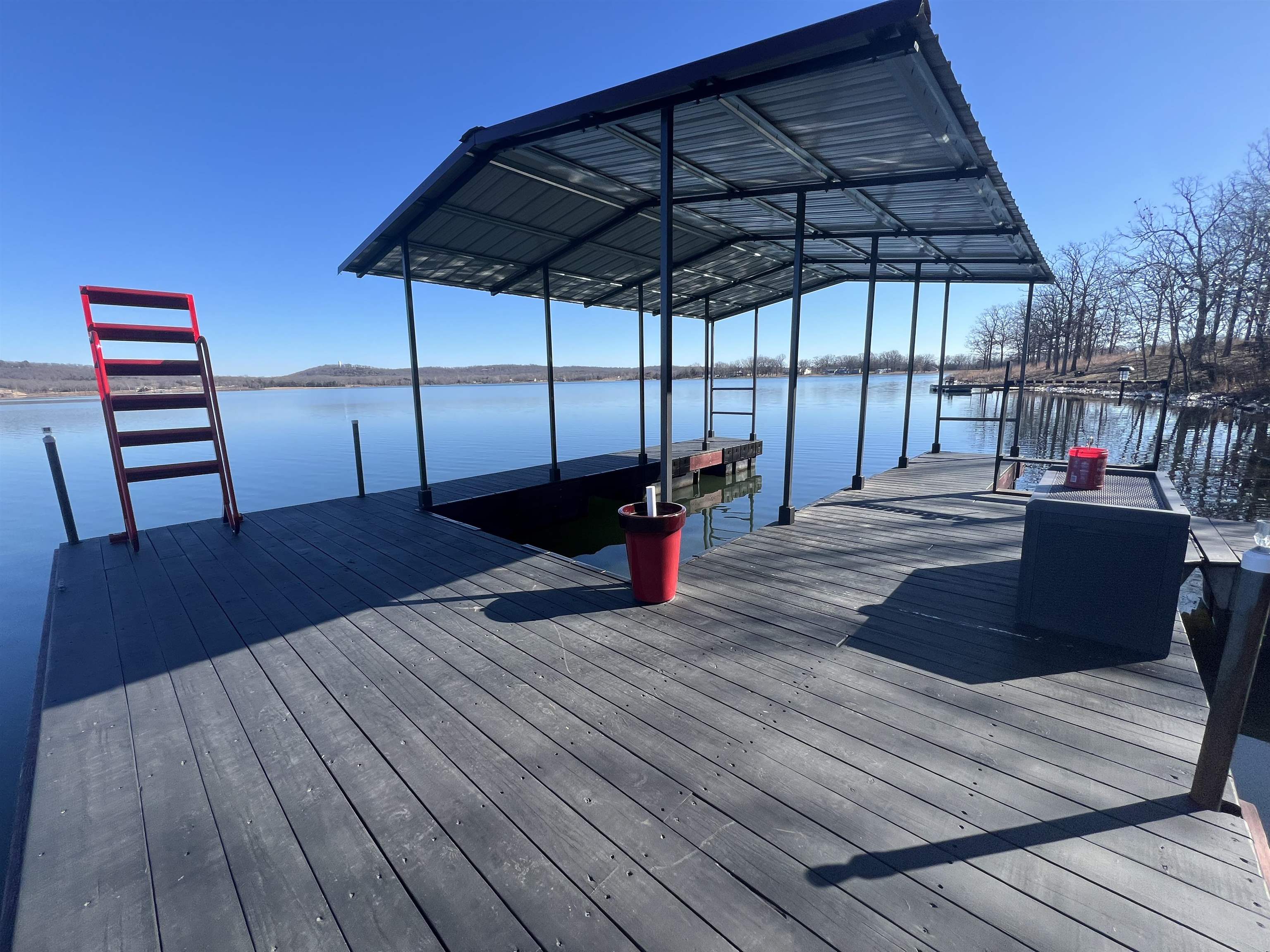 2402  South Shore  Horseshoe Bend, AR