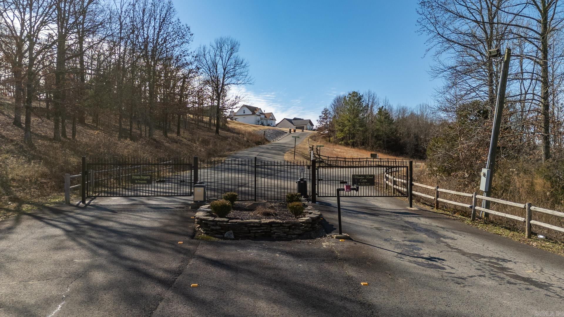 845  Crested Butte  Austin, AR