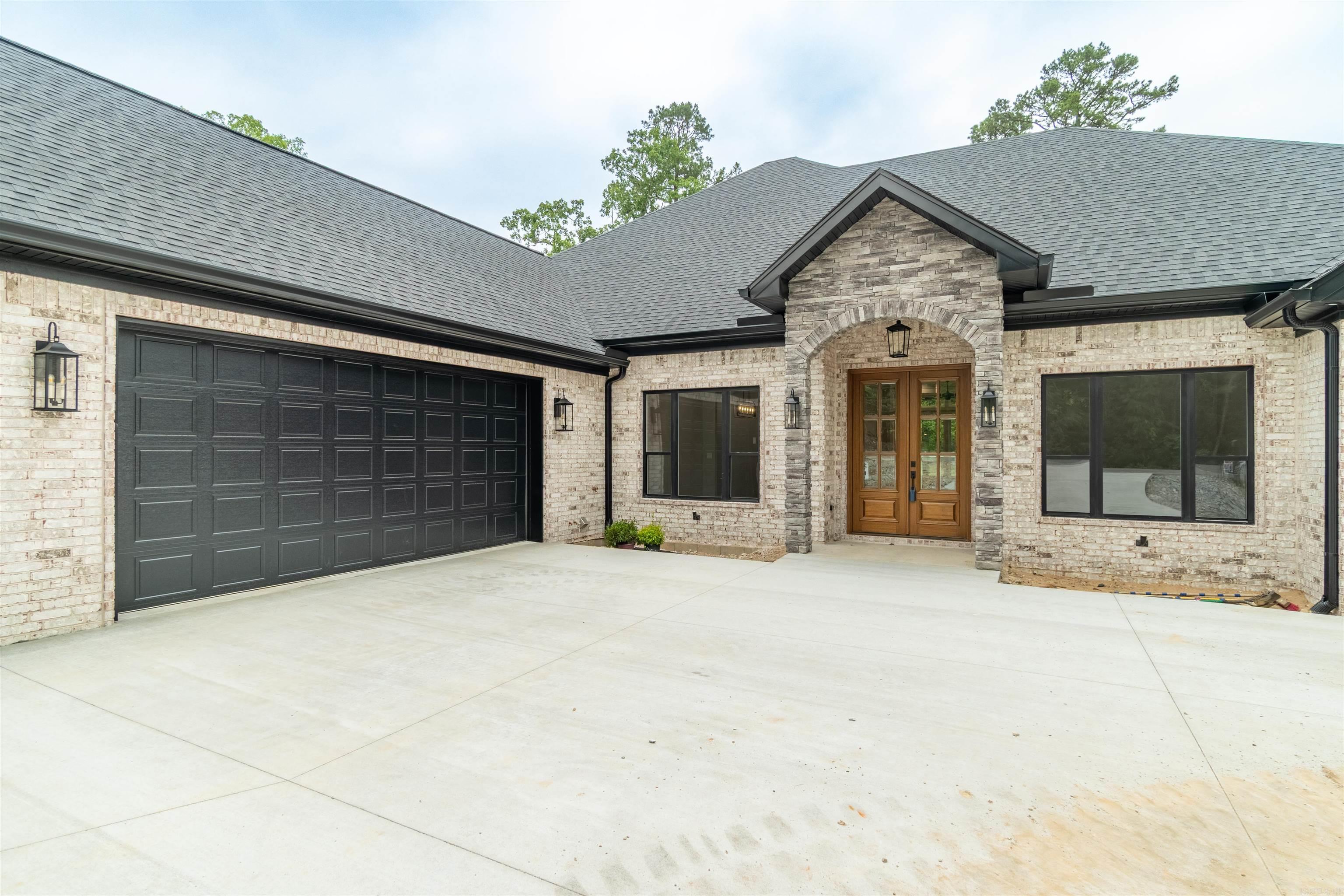 9 Soldado Lane Hot Springs Village, AR 71909