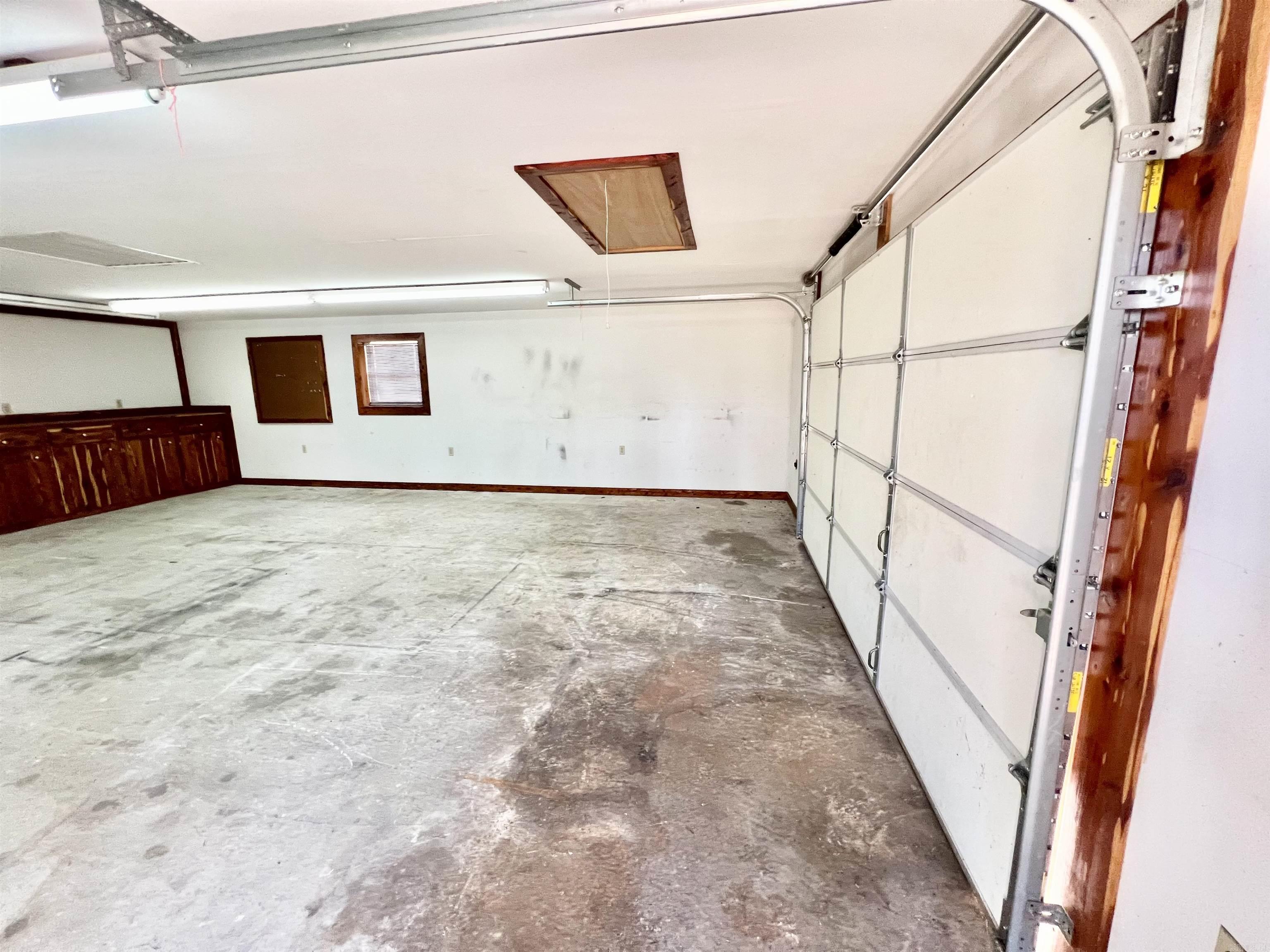 410  Davis Creek Rd.  Marshall, AR