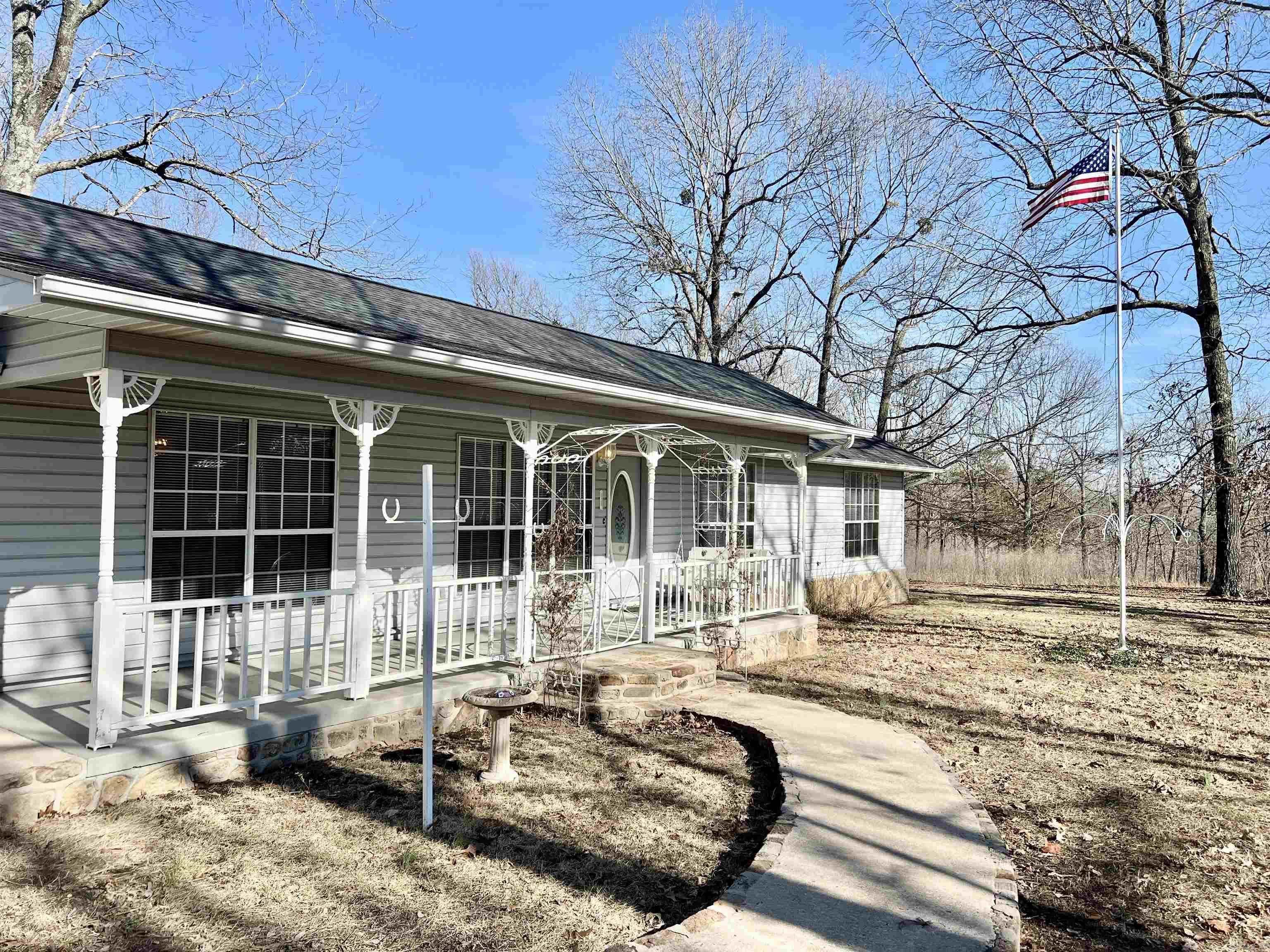 410  Davis Creek Rd.  Marshall, AR