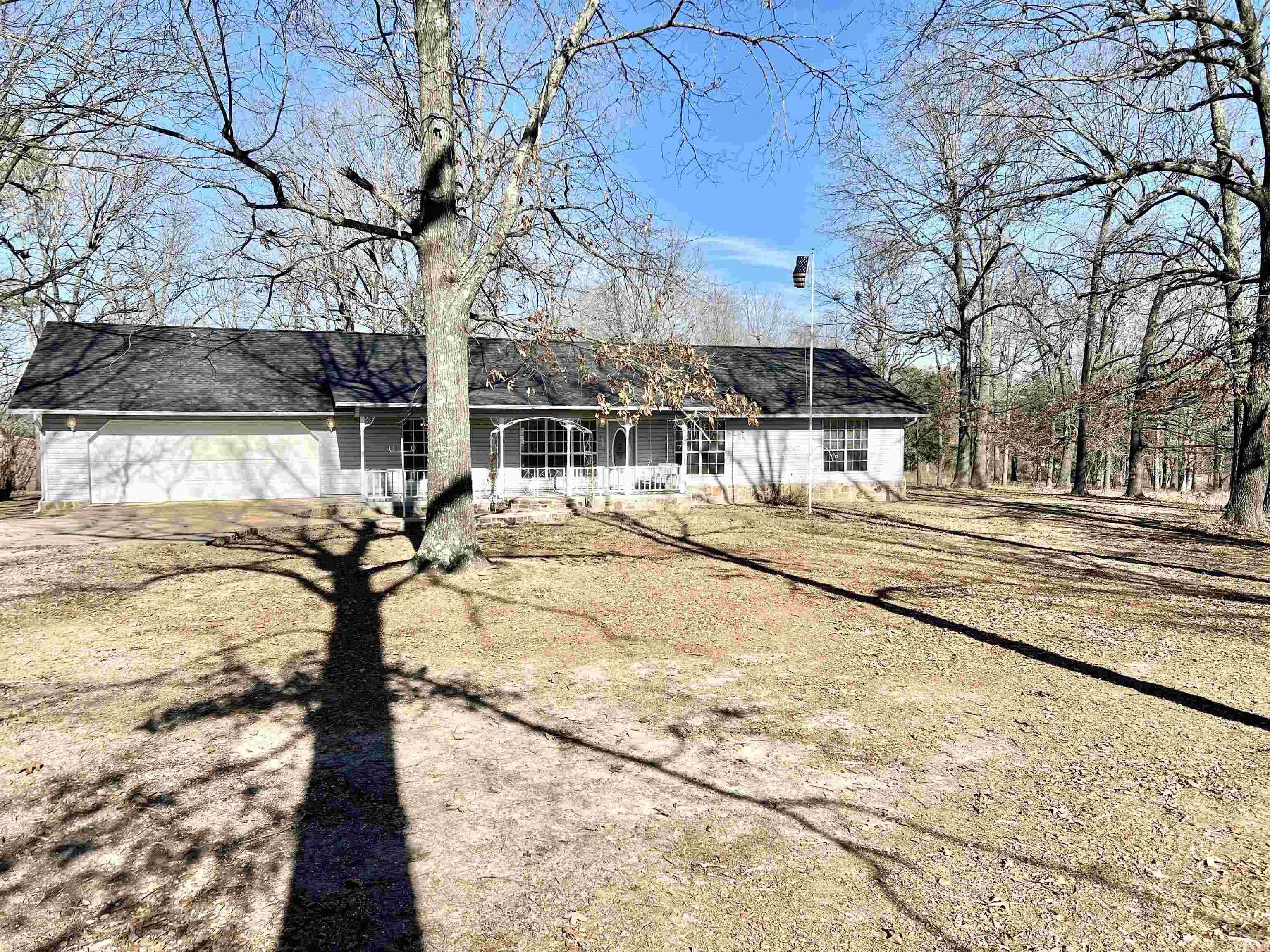 410  Davis Creek Rd.  Marshall, AR