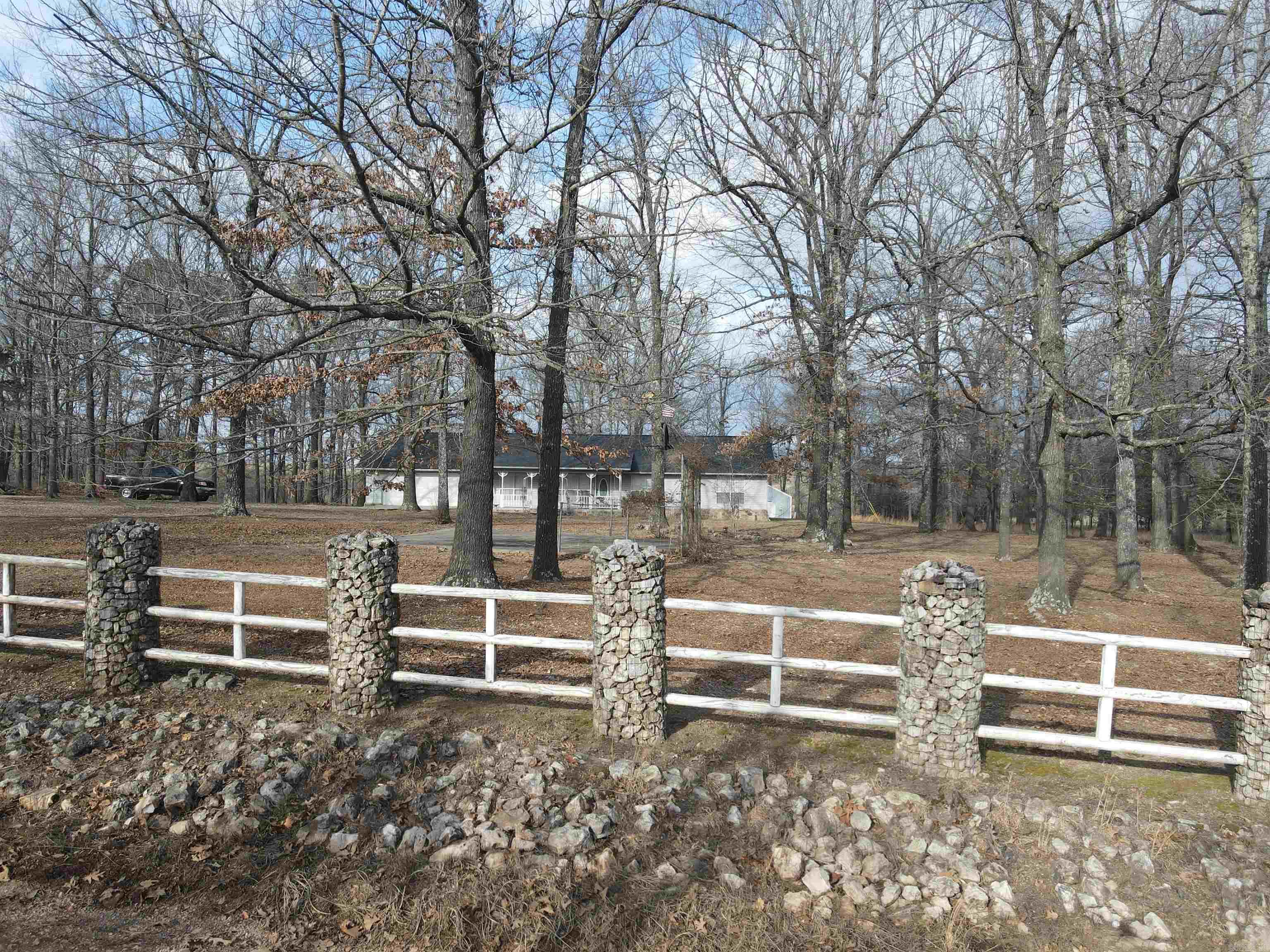 410  Davis Creek Rd.  Marshall, AR