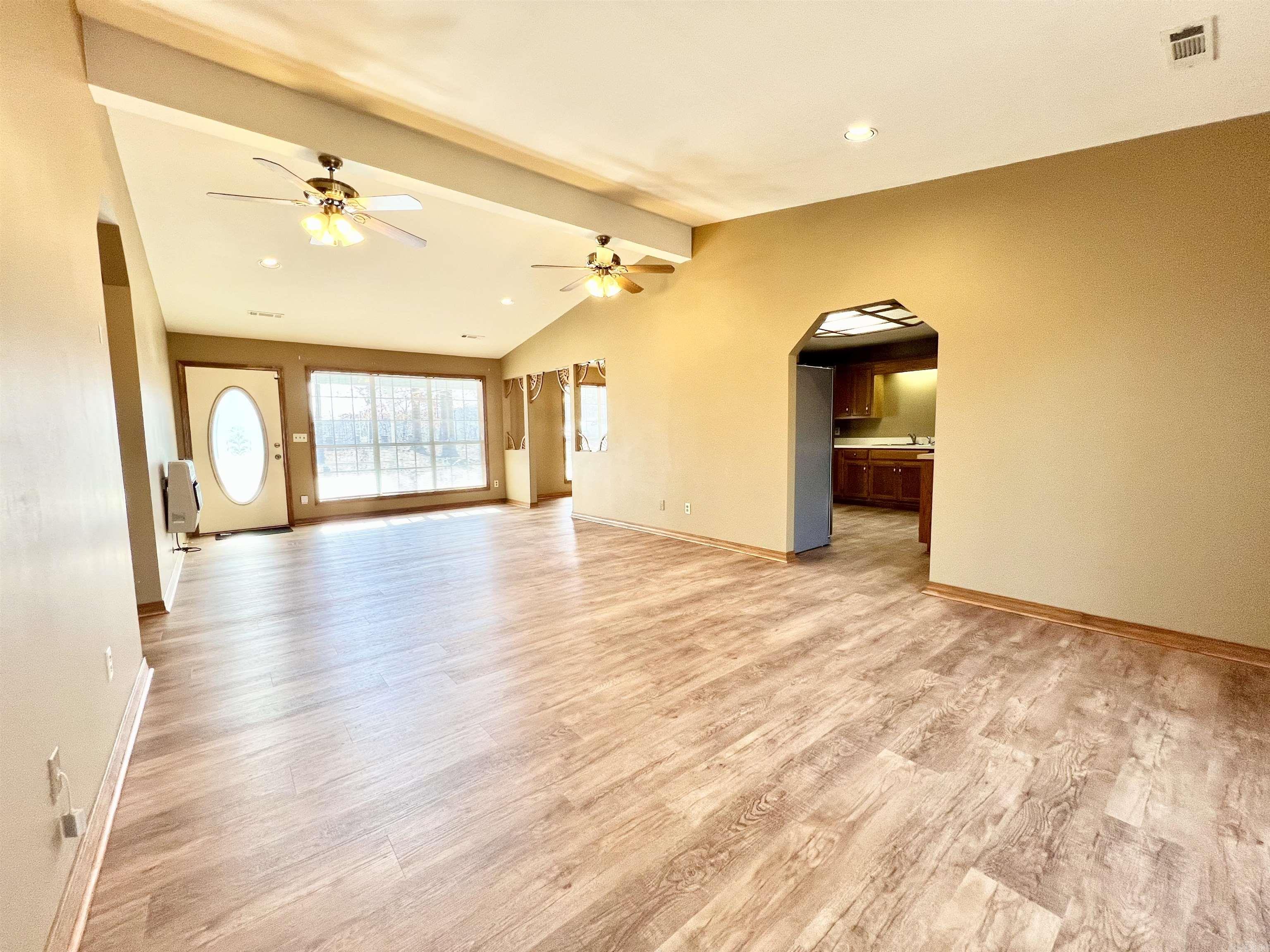 410  Davis Creek Rd.  Marshall, AR