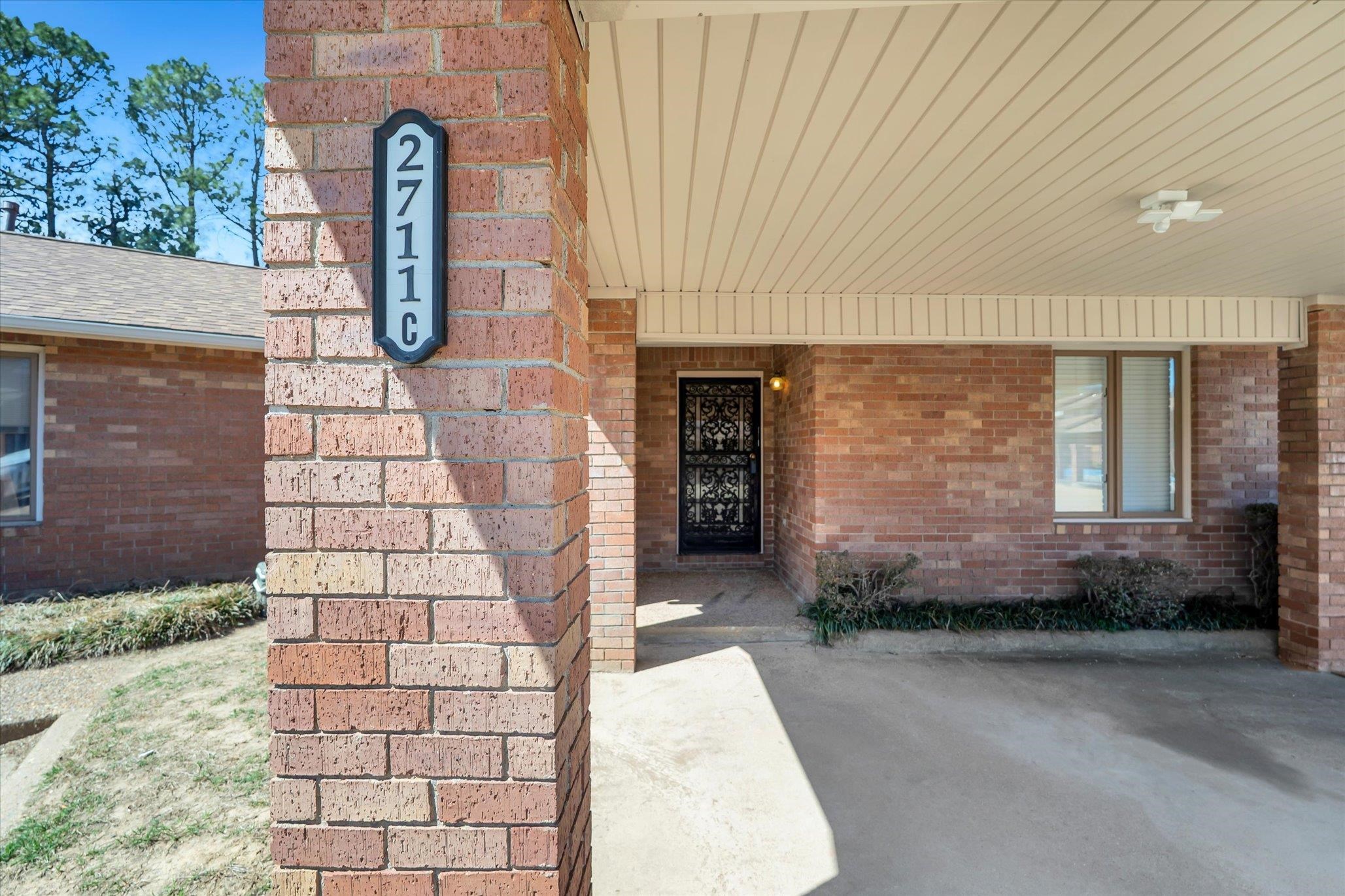 2711-C  Greenbriar  Jonesboro, AR