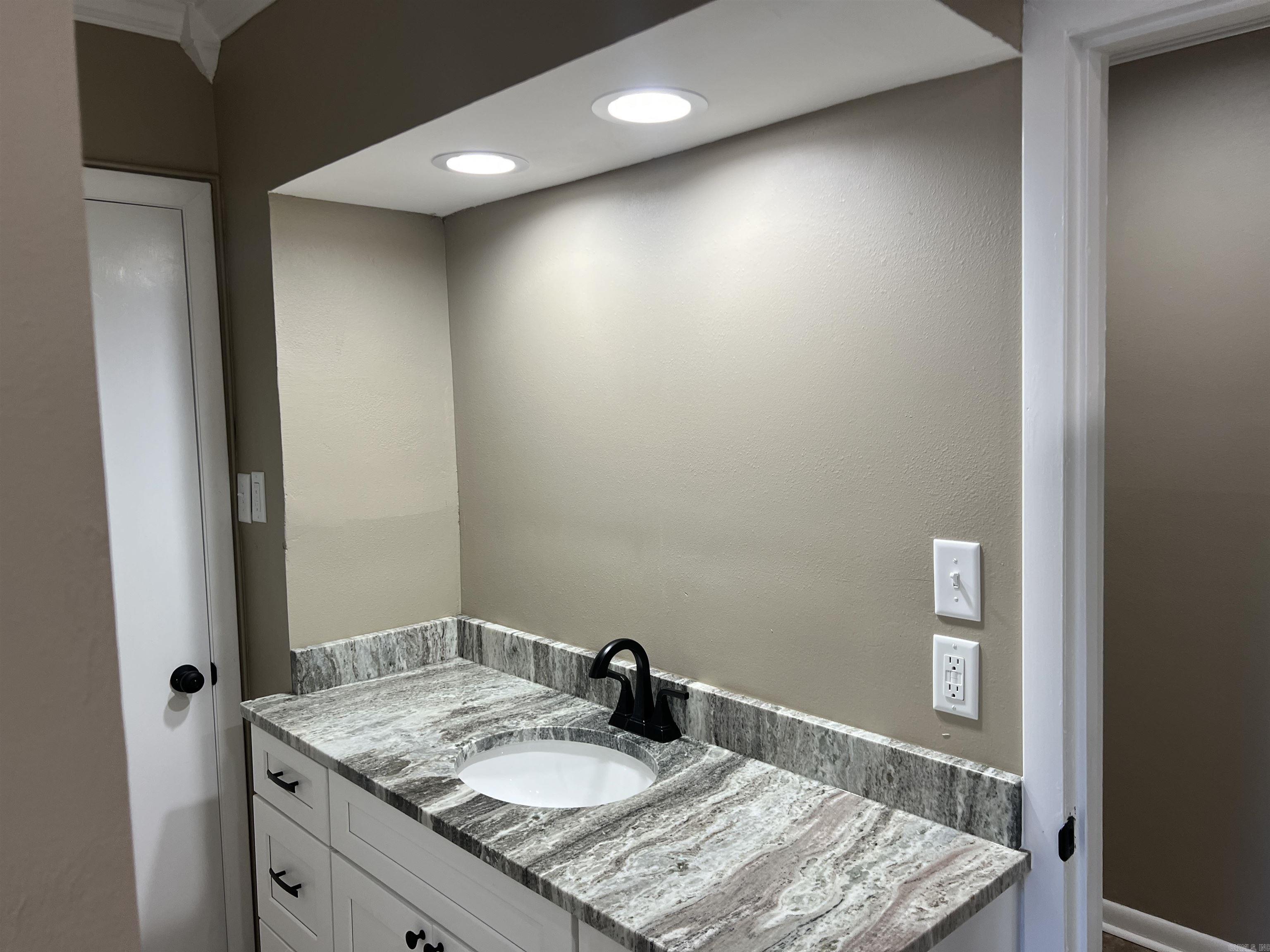 16  Southern Pines  Pine Bluff, AR