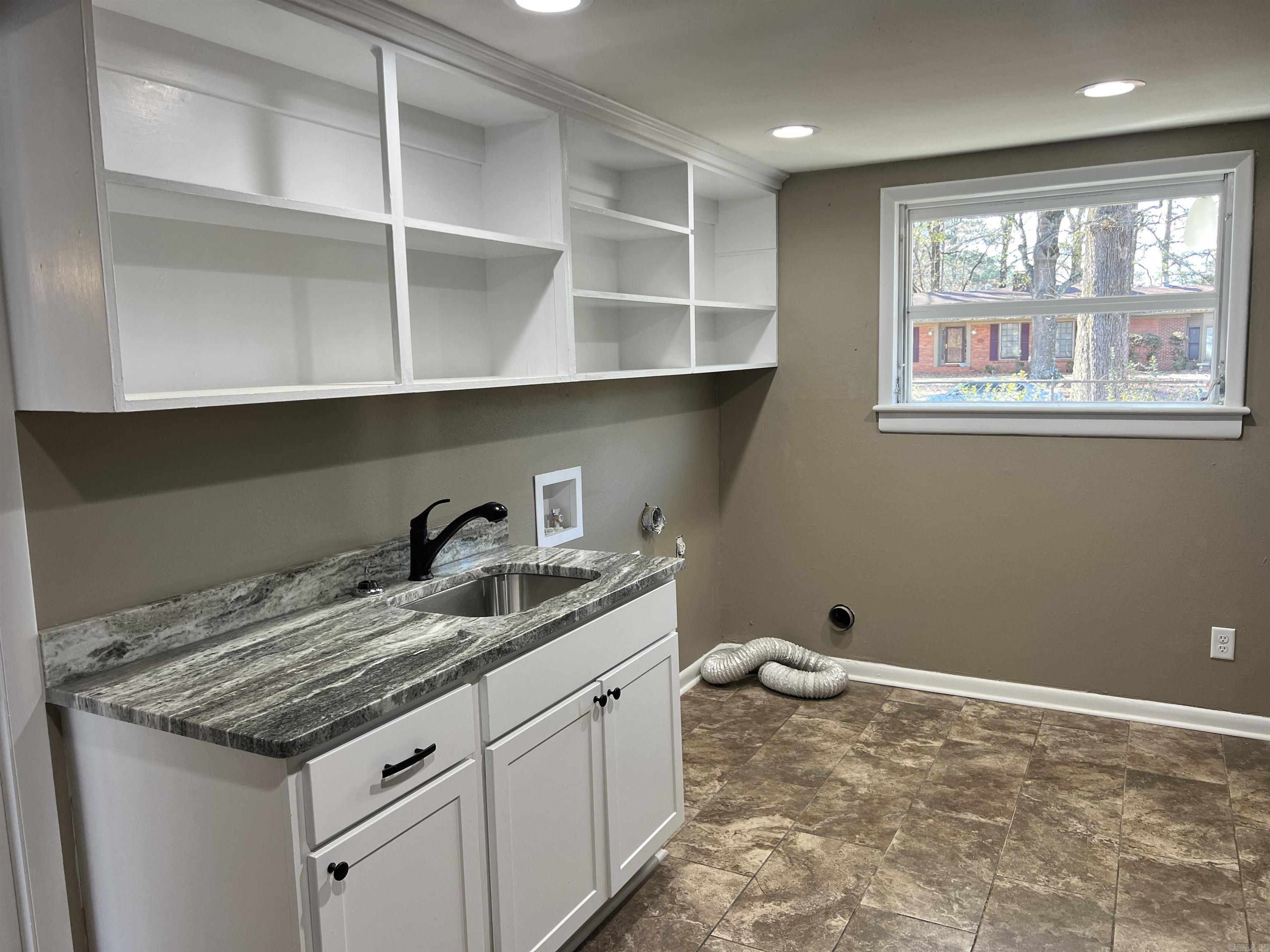 16  Southern Pines  Pine Bluff, AR