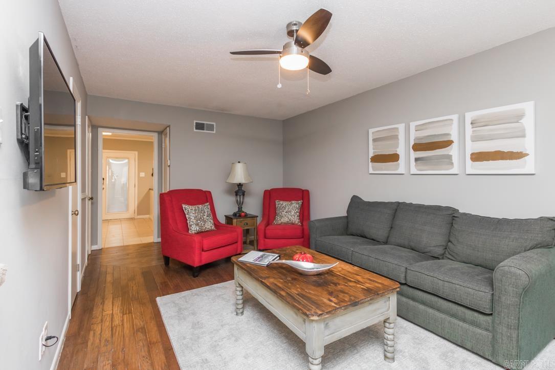 517  Chickadee  Little Rock, AR