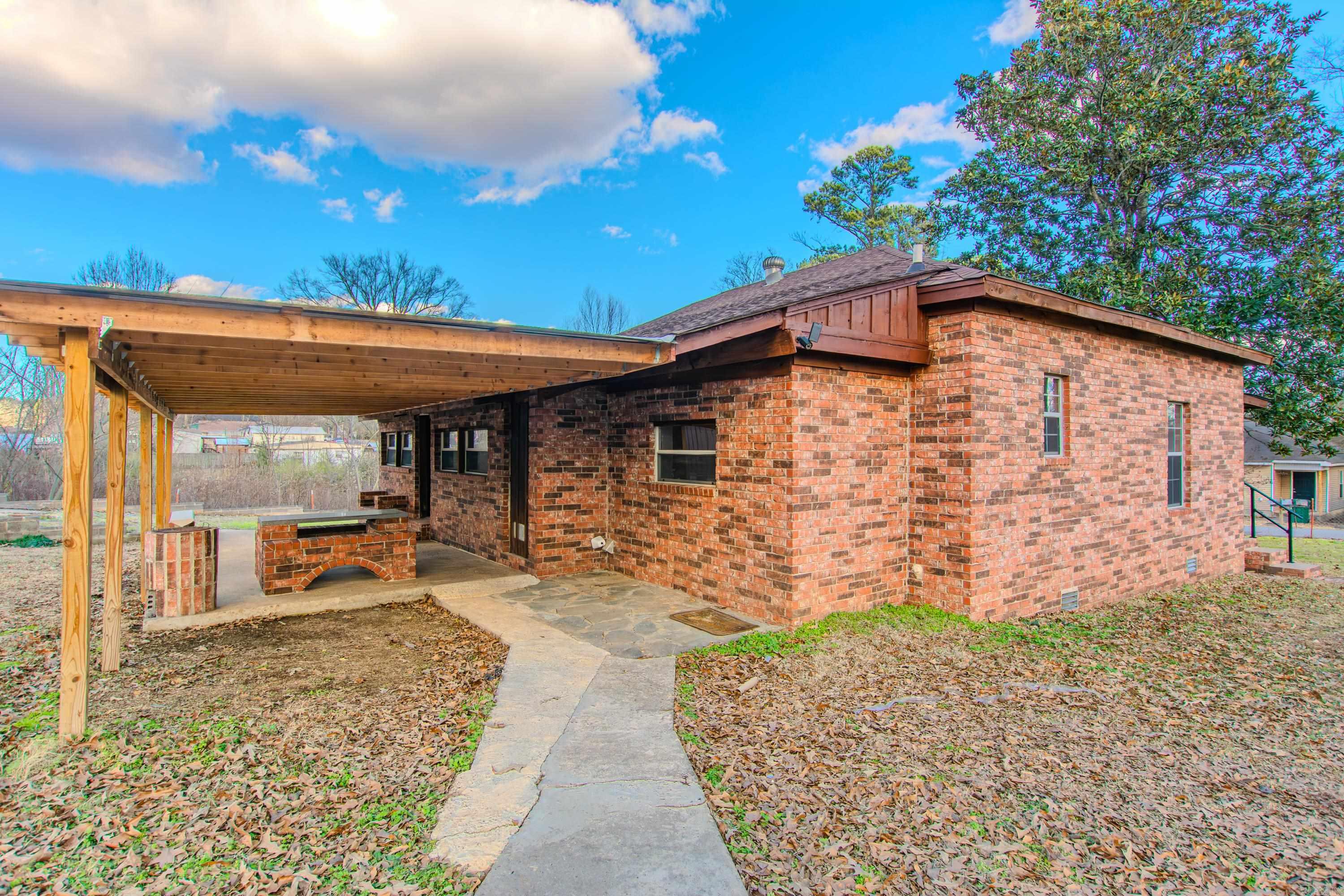 2923  Whistling Pine  Bryant, AR