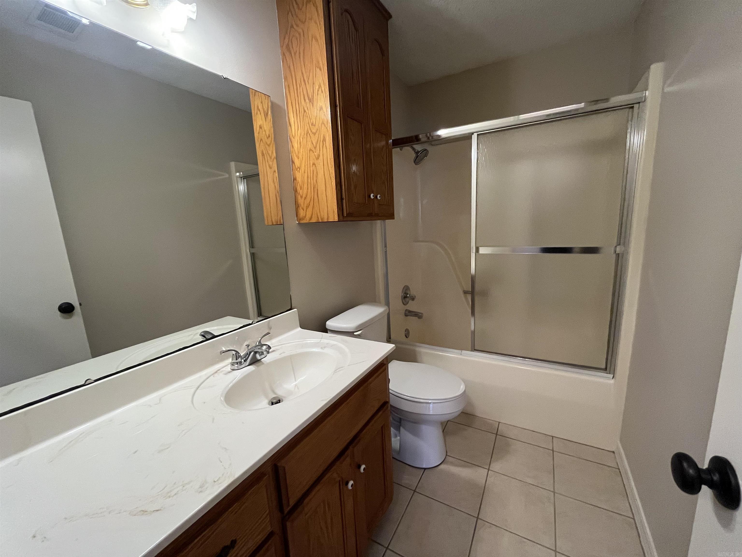 83  Linder  Greenbrier, AR
