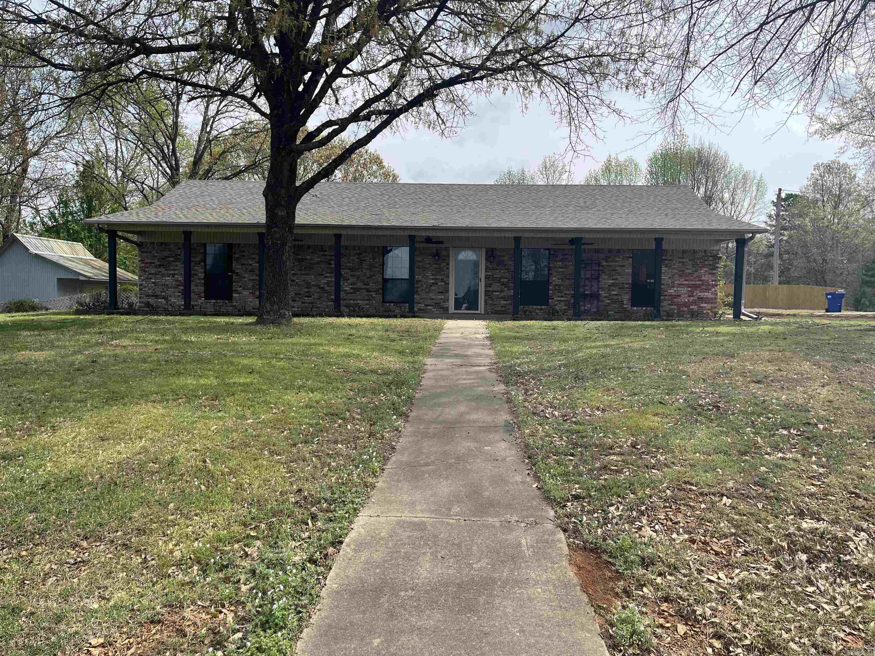 83  Linder  Greenbrier, AR
