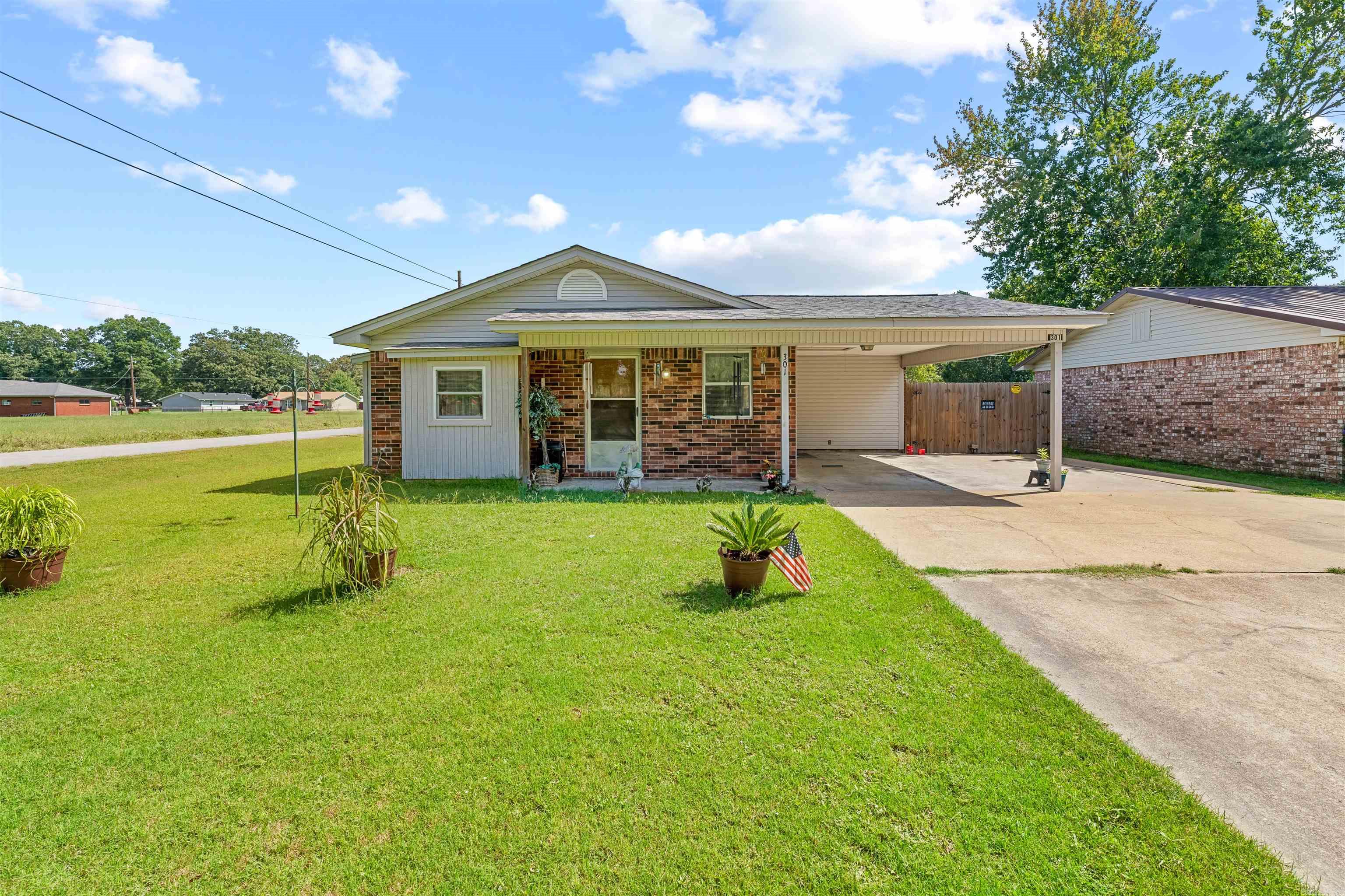 301 S Prairie  Hazen, AR