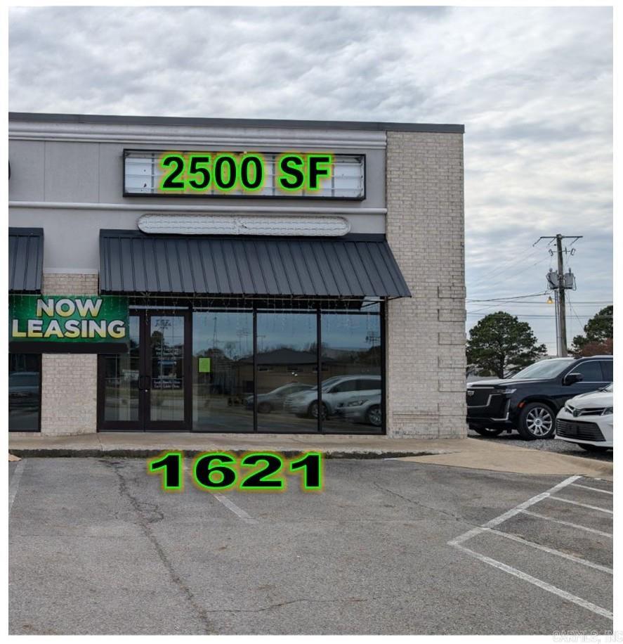 1621 E Beebe Capps  Searcy, AR