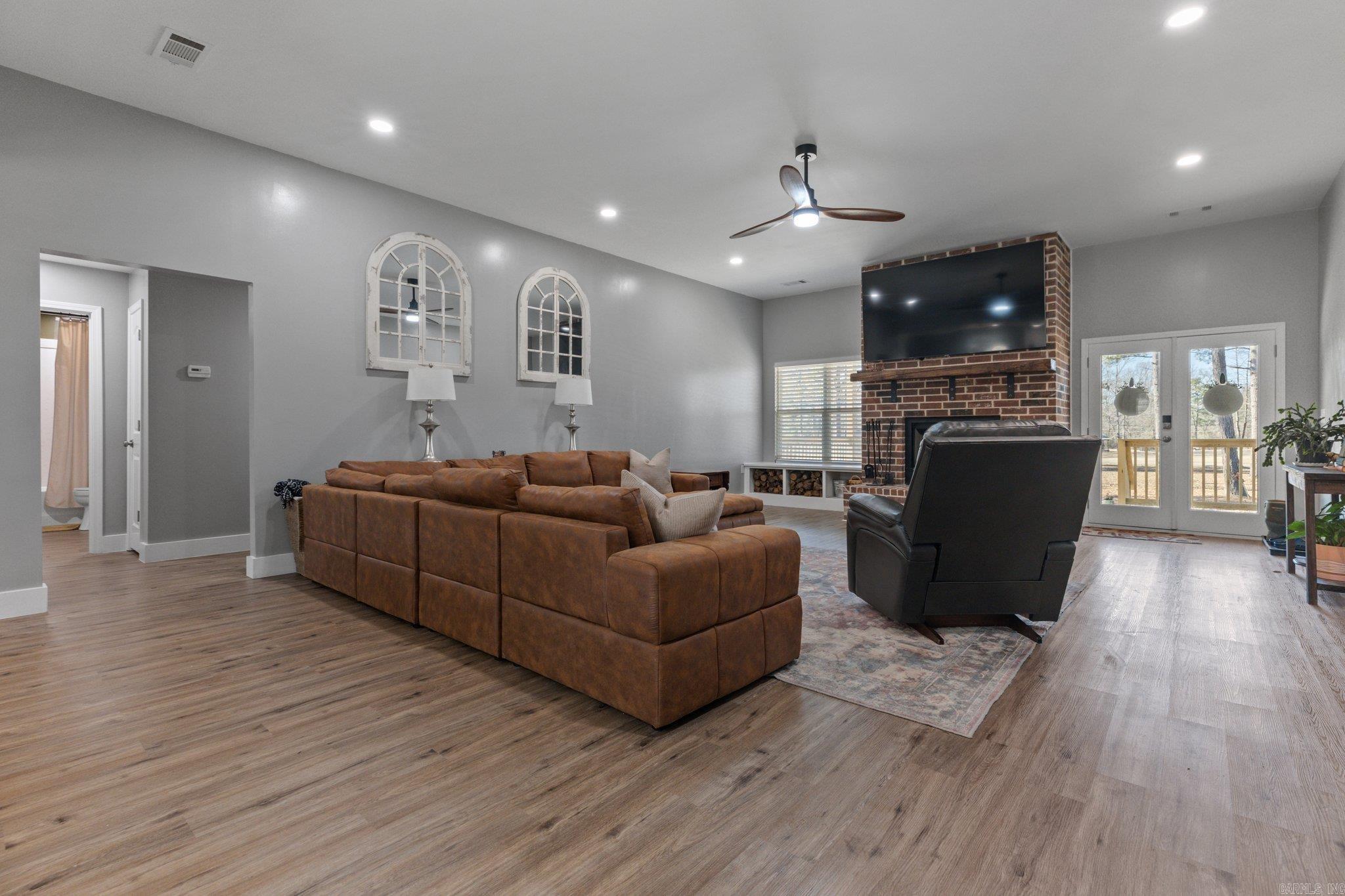 42  Pine Valley  Bigelow, AR