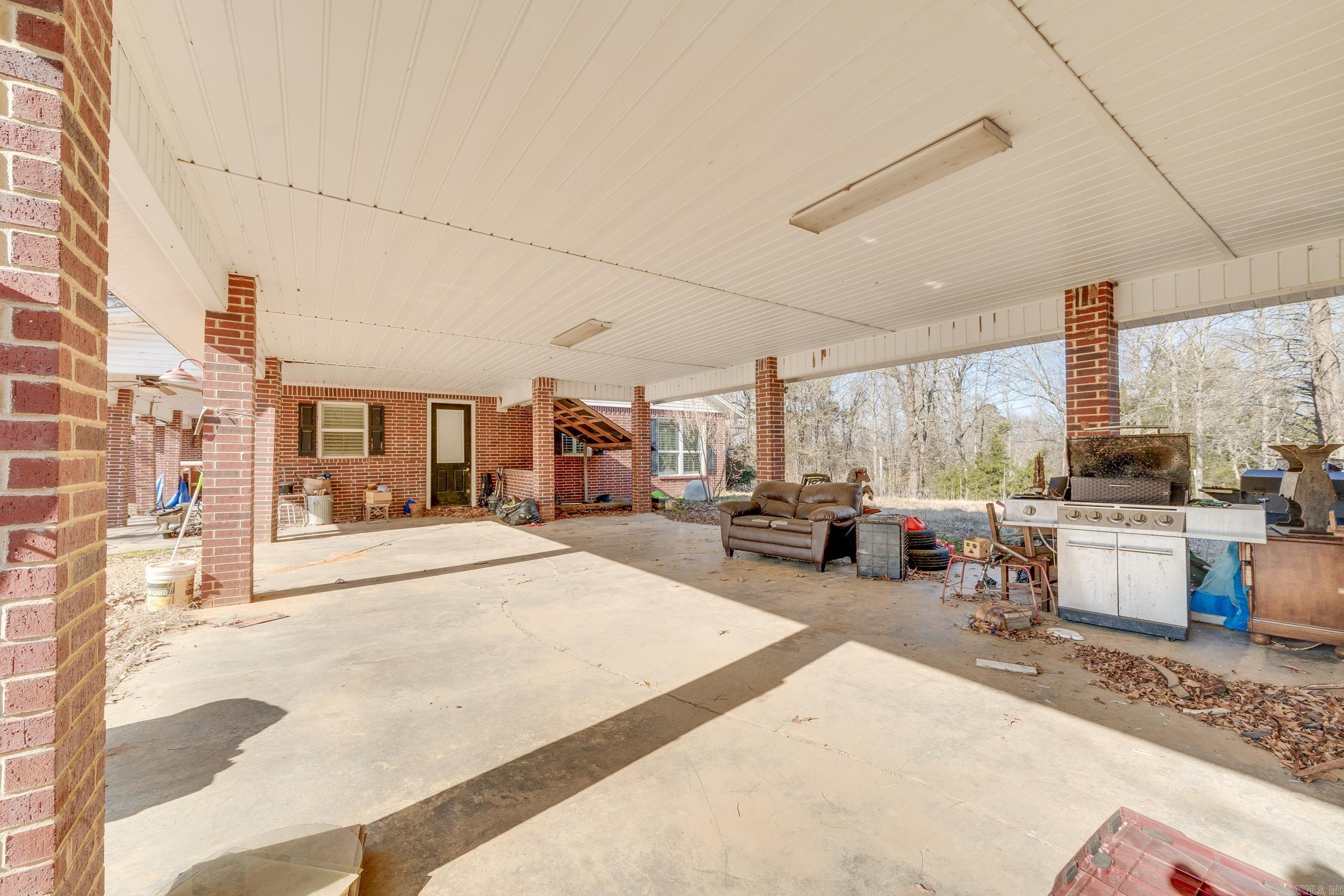 274  Wilson Creek  Lockesburg, AR