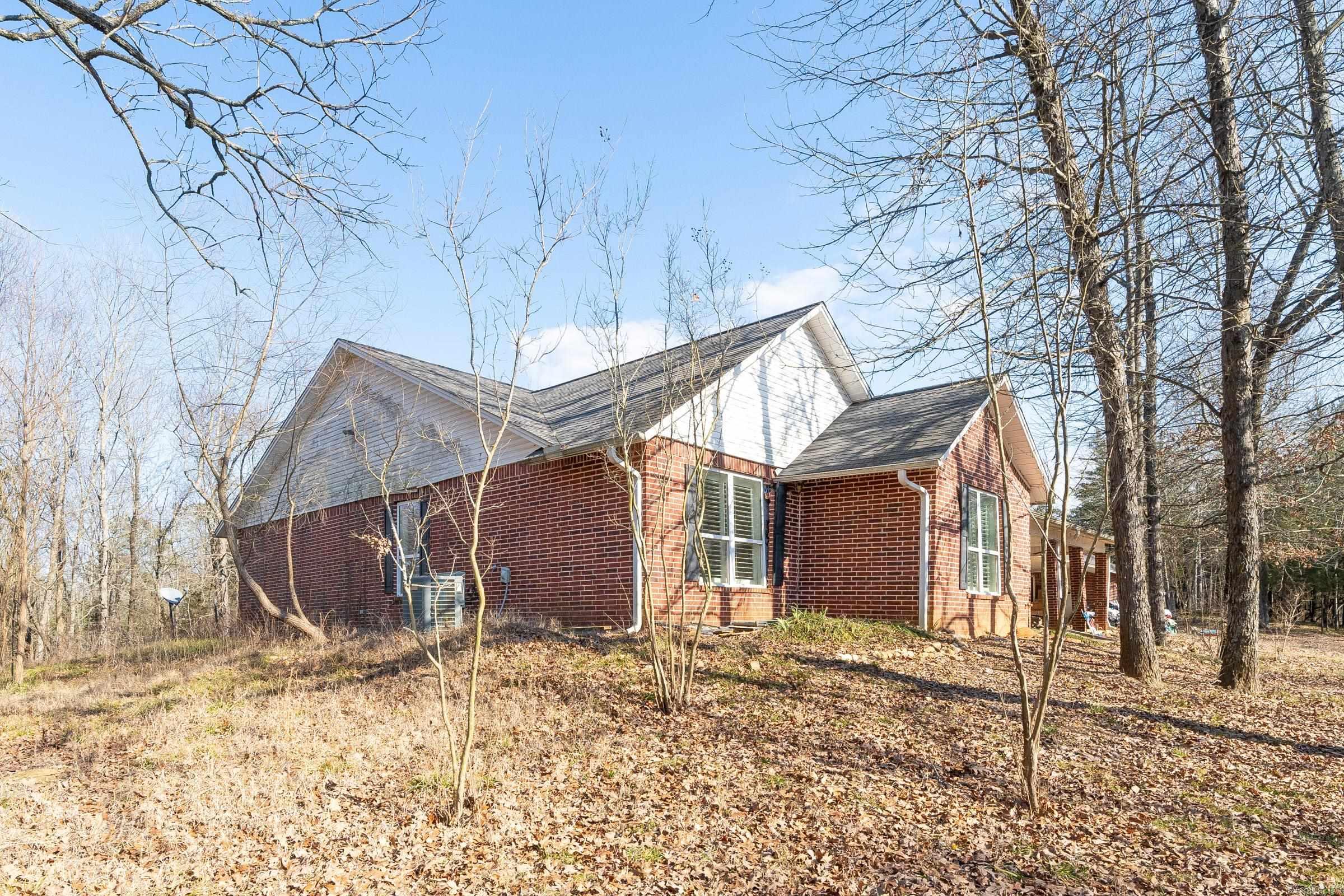 274  Wilson Creek  Lockesburg, AR