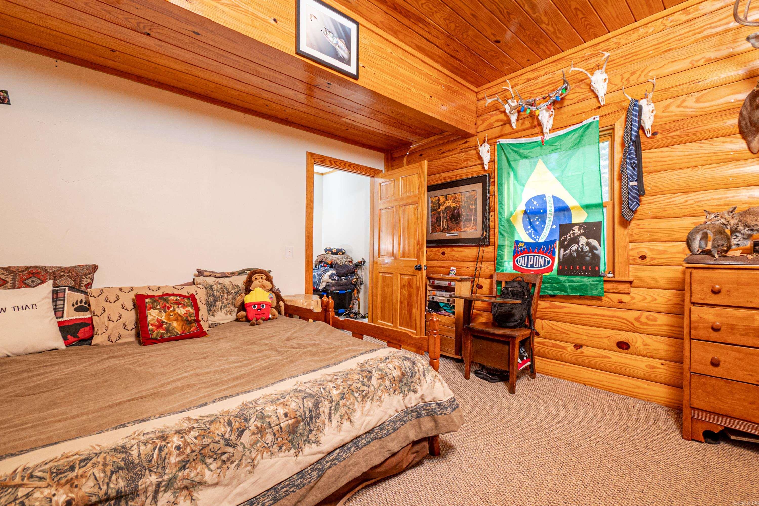 275  Pine Valley Dr.  El Dorado, AR