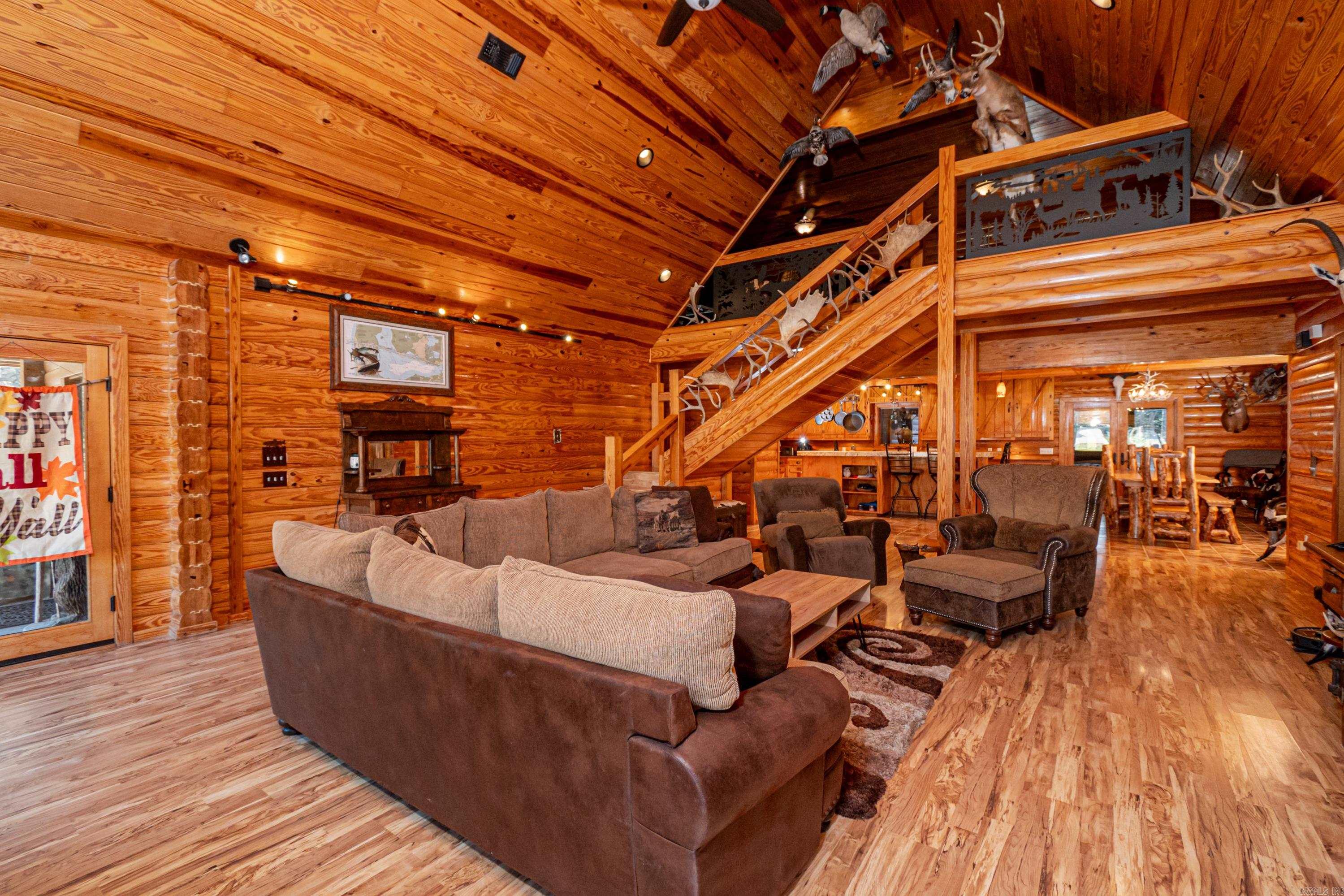 275  Pine Valley Dr.  El Dorado, AR