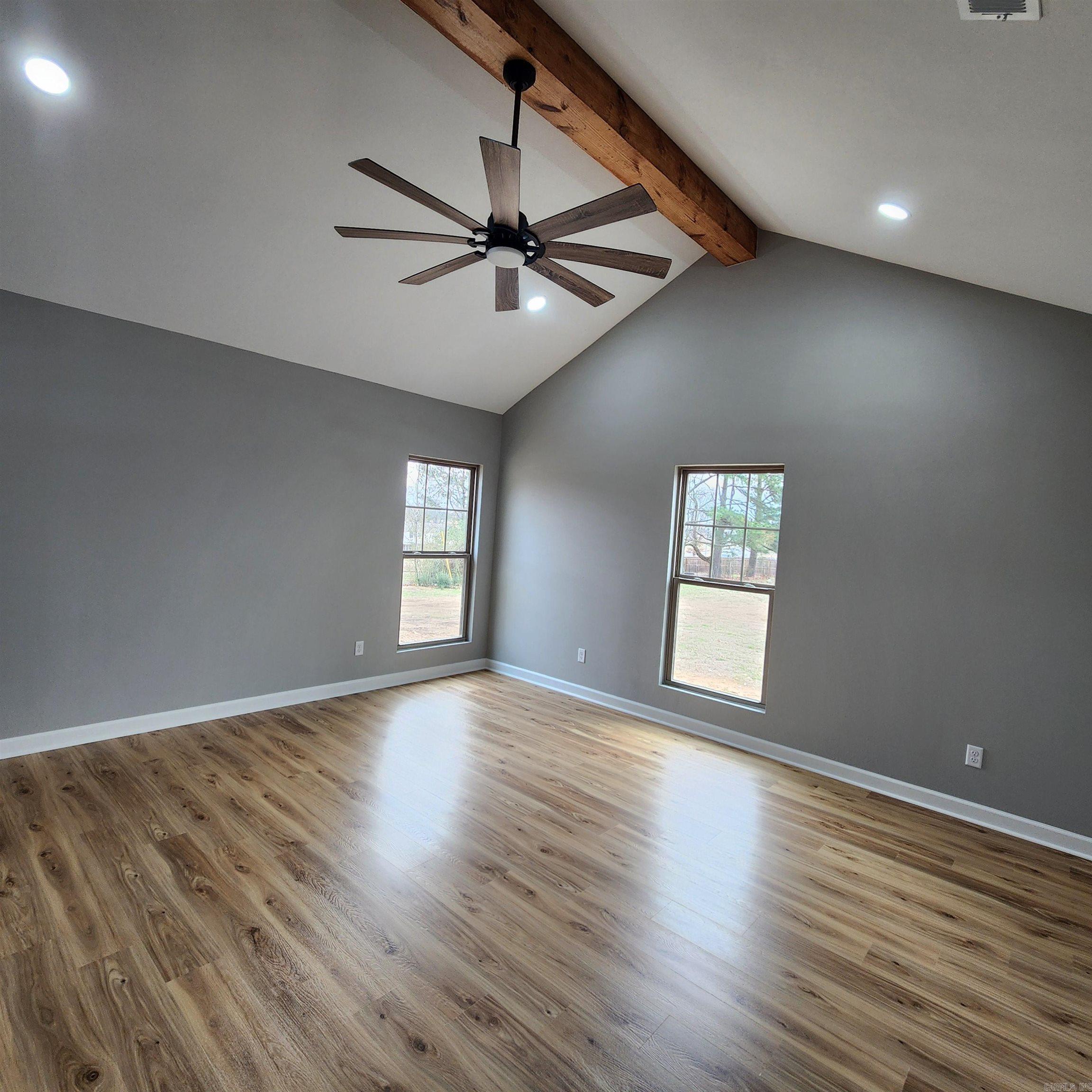 1013 W Booth  Searcy, AR