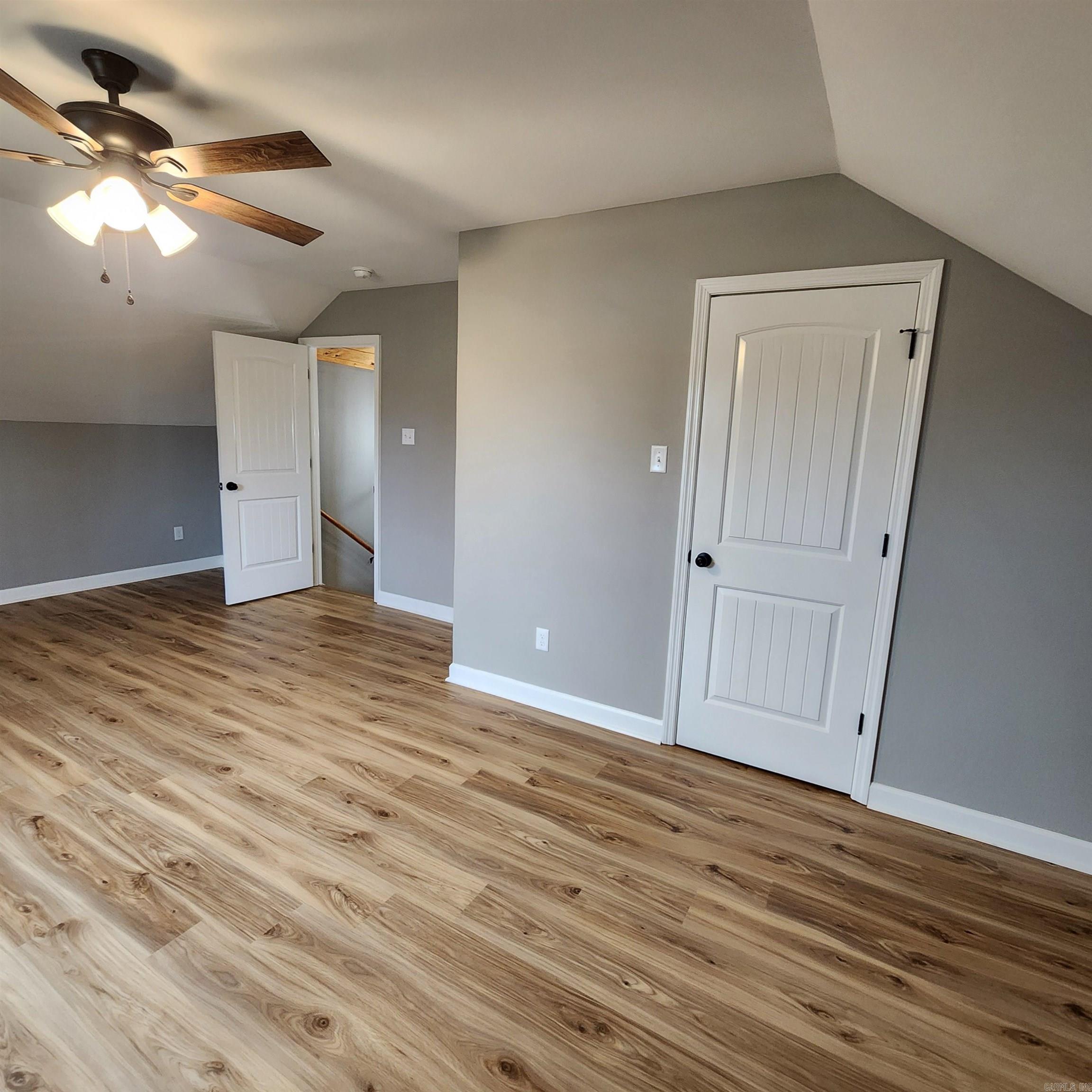 1013 W Booth  Searcy, AR