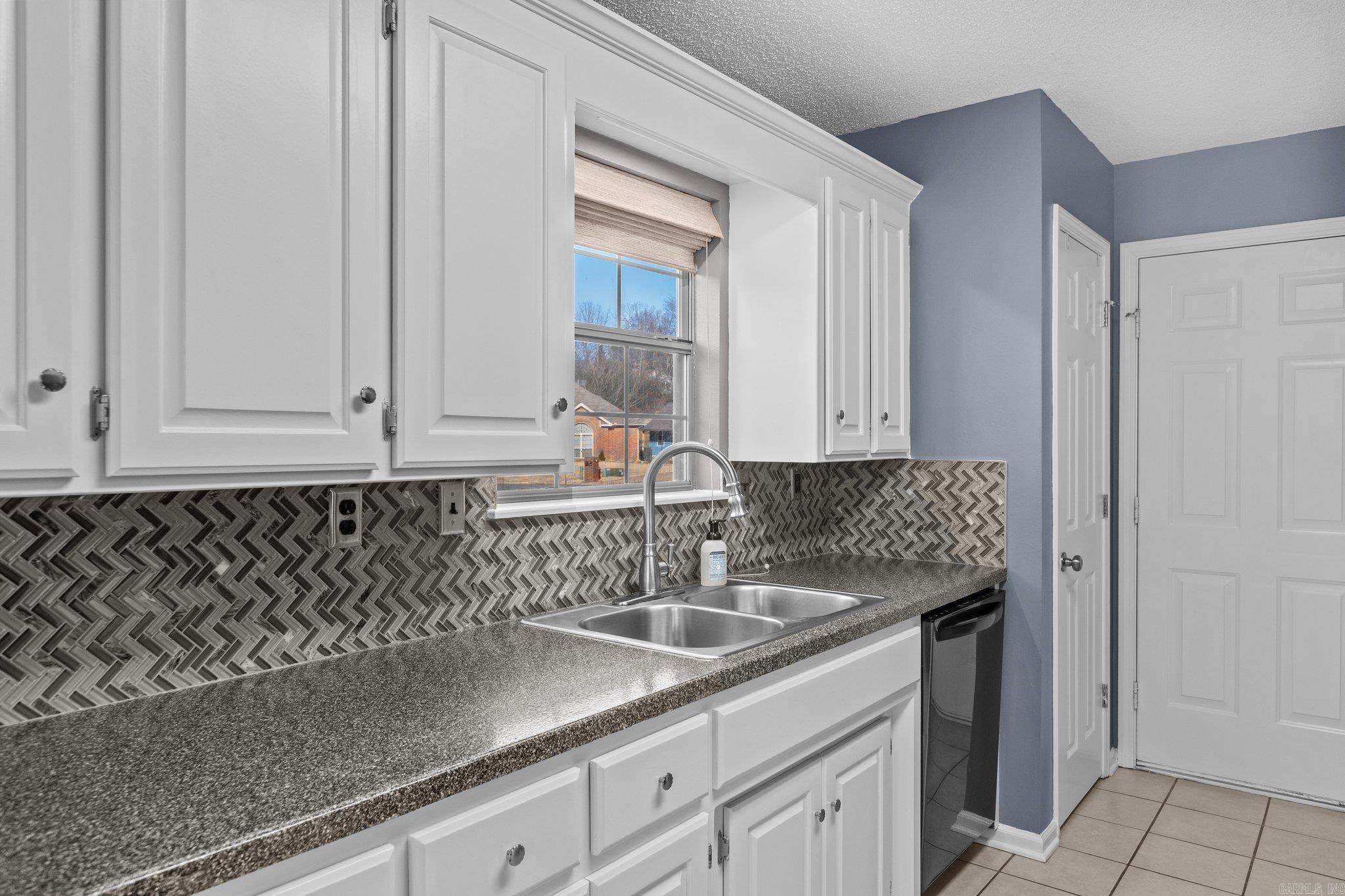 2926  Bastogne  Benton, AR