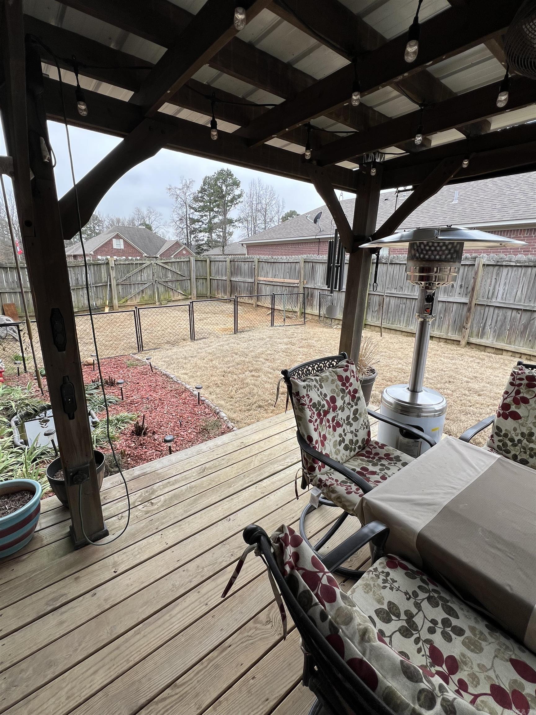 3 N Starlite  Mayflower, AR
