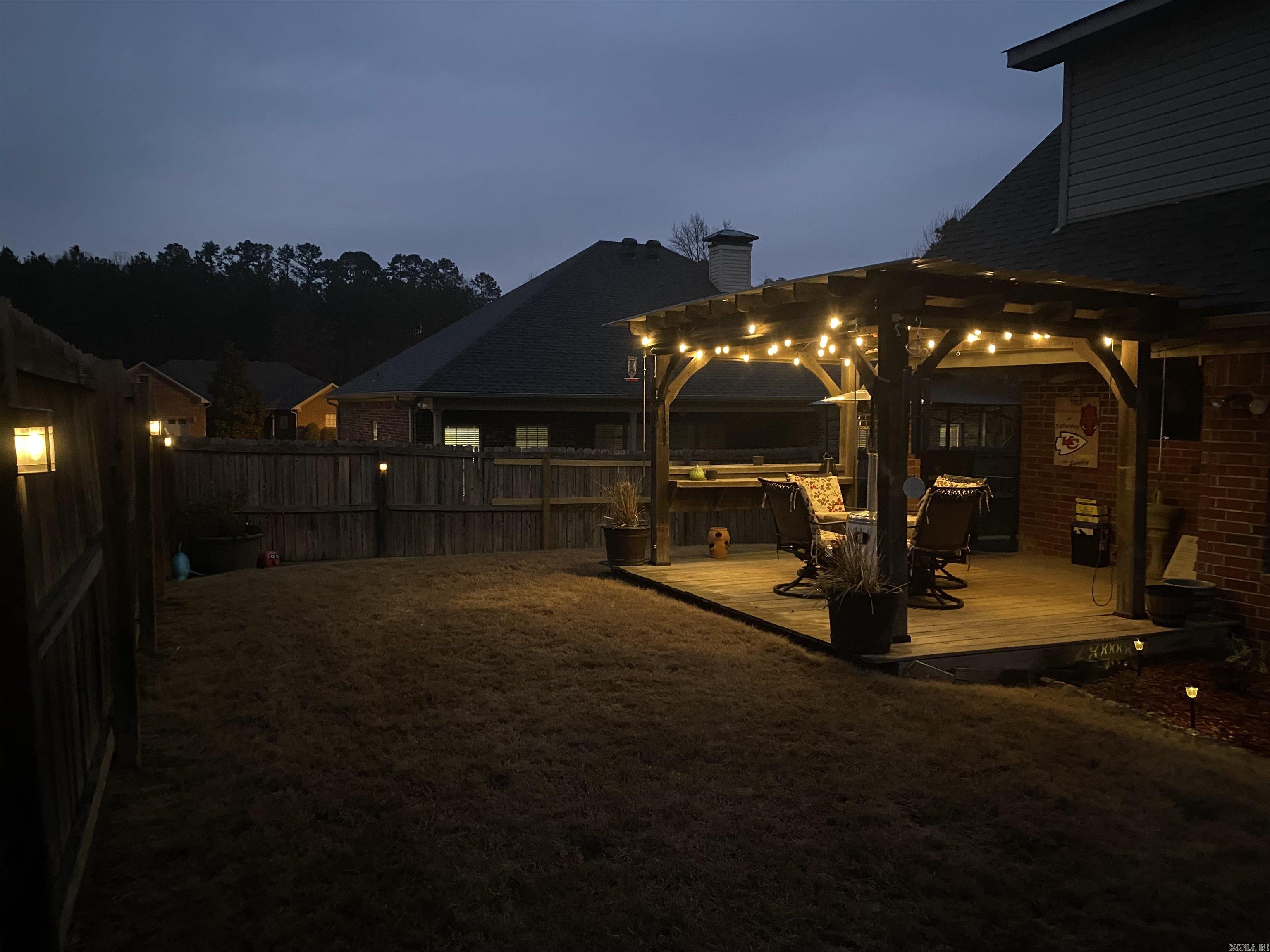 3 N Starlite  Mayflower, AR