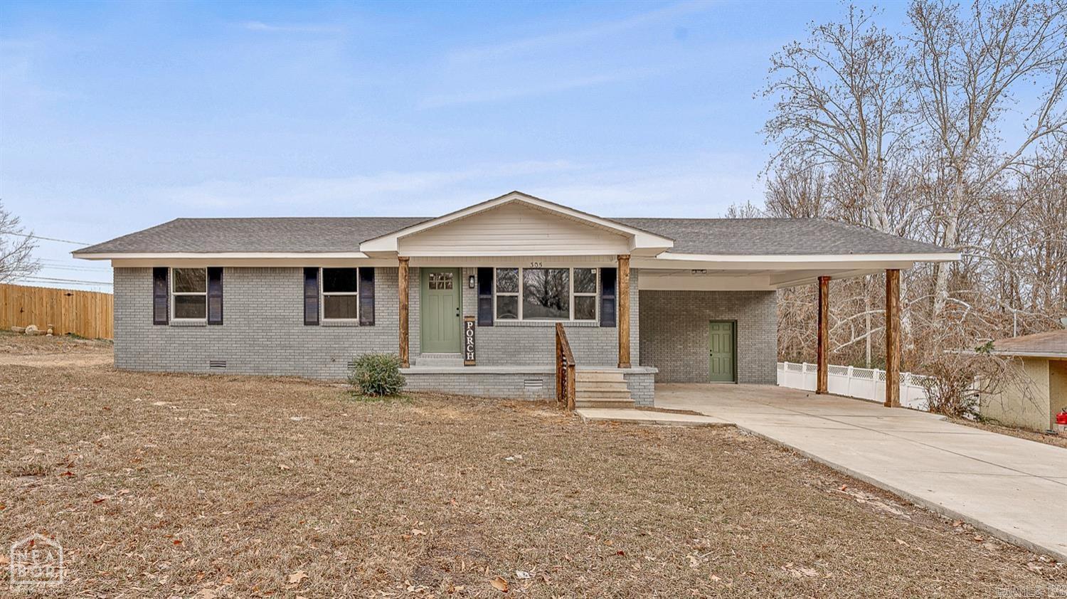305  Saint Renee  Paragould, AR