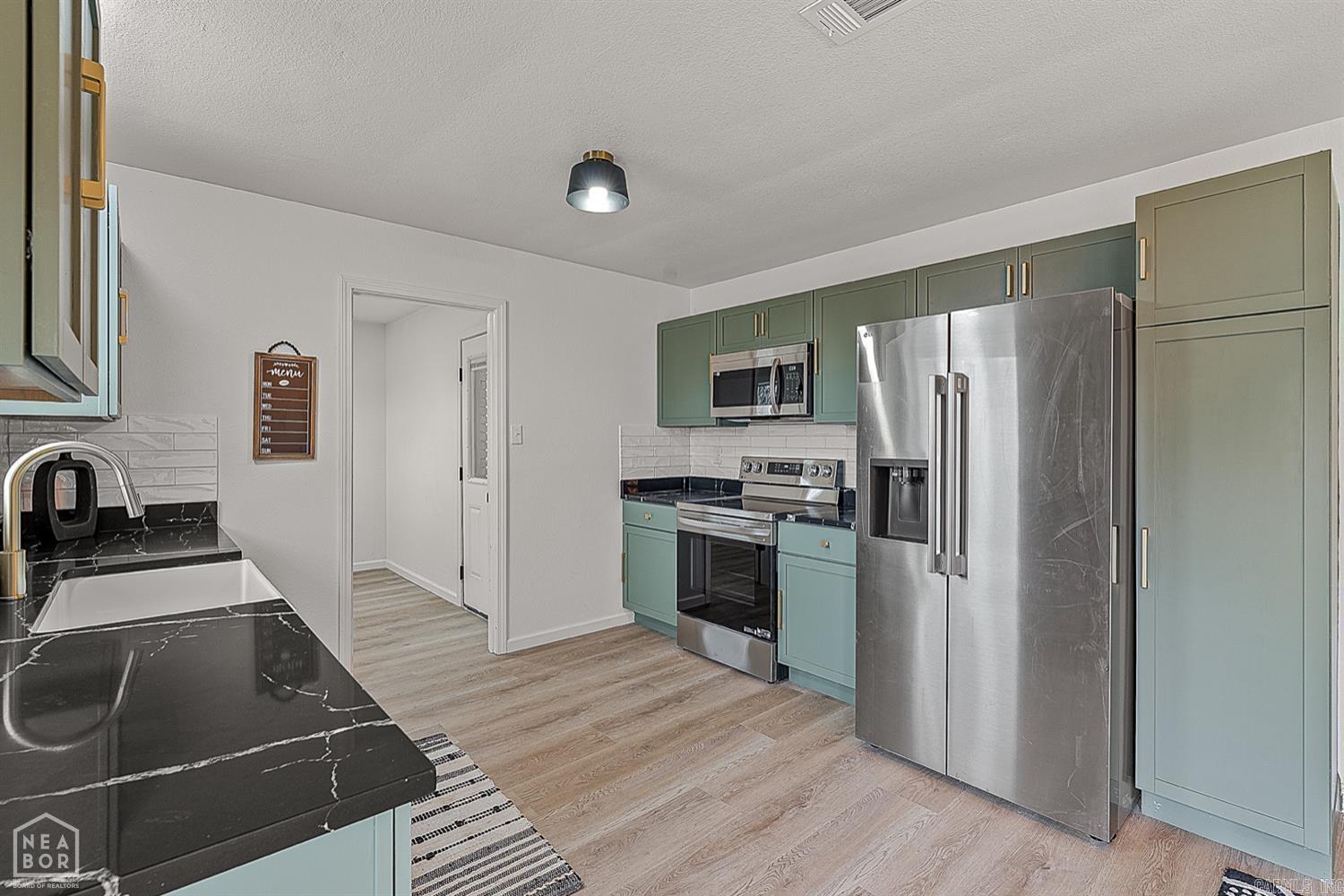 305  Saint Renee  Paragould, AR