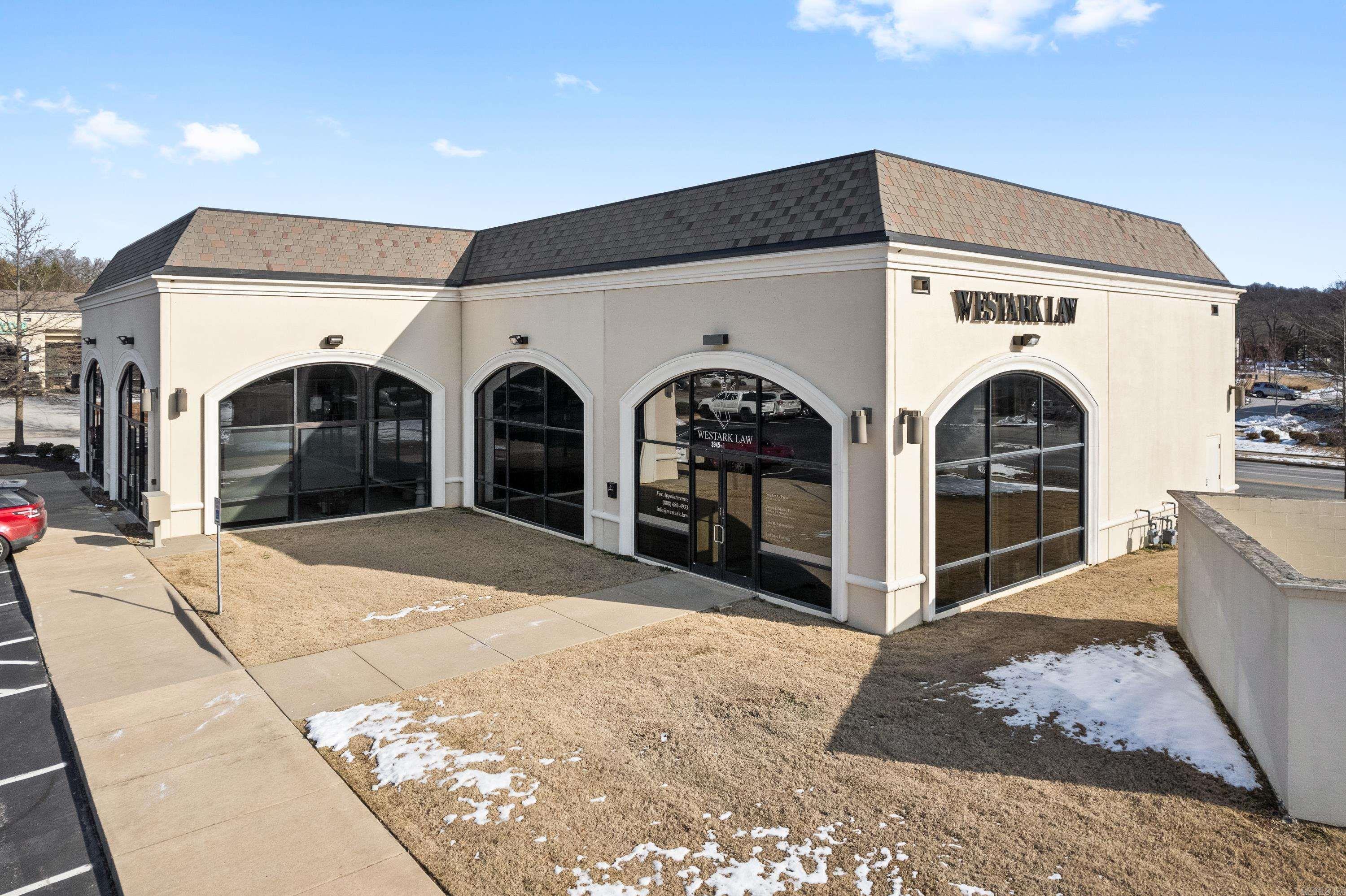 3945 N Vantage  Fayetteville, AR