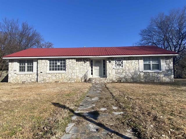 623  Holden Ave  Newport, AR