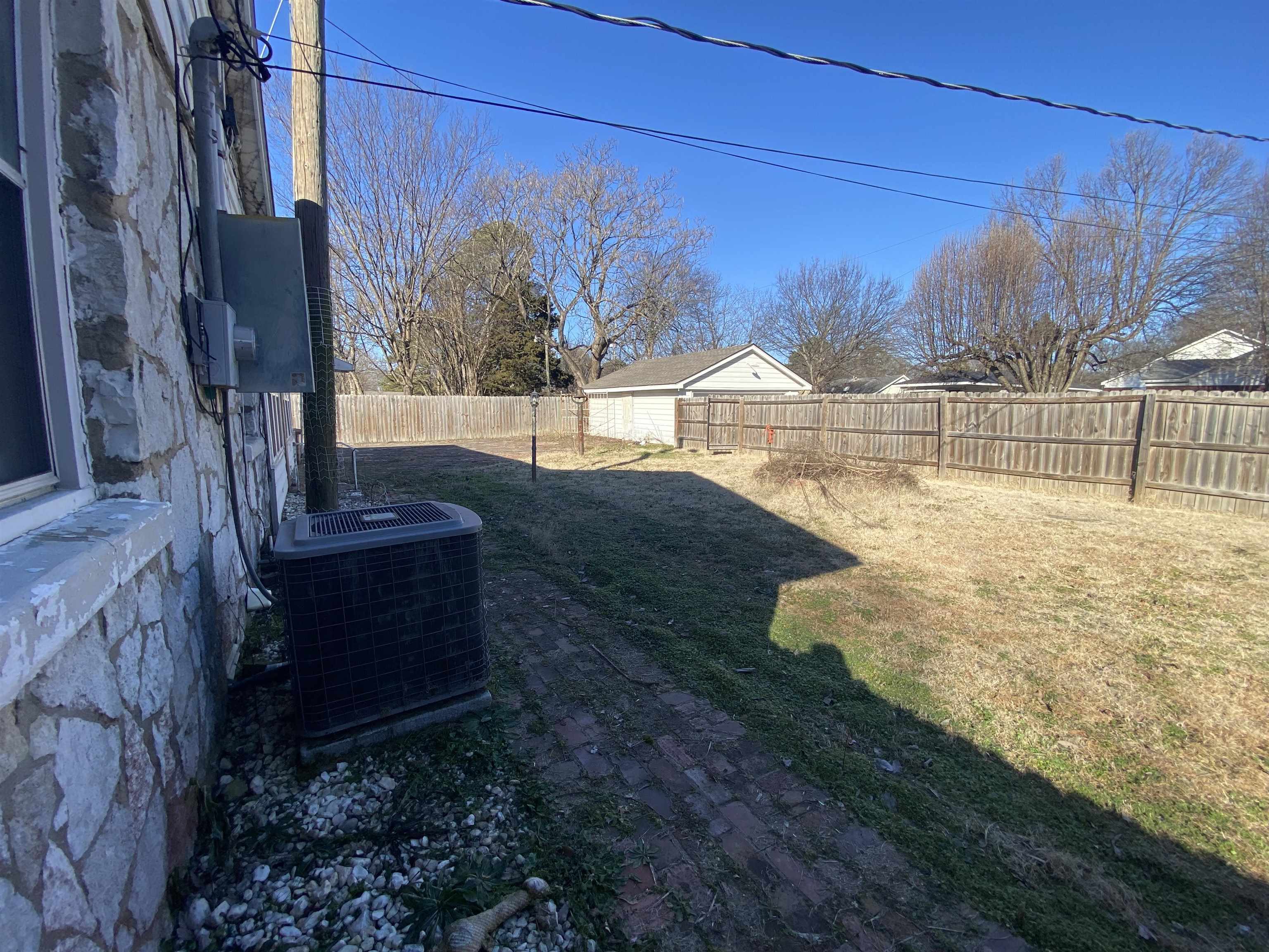 623  Holden Ave  Newport, AR