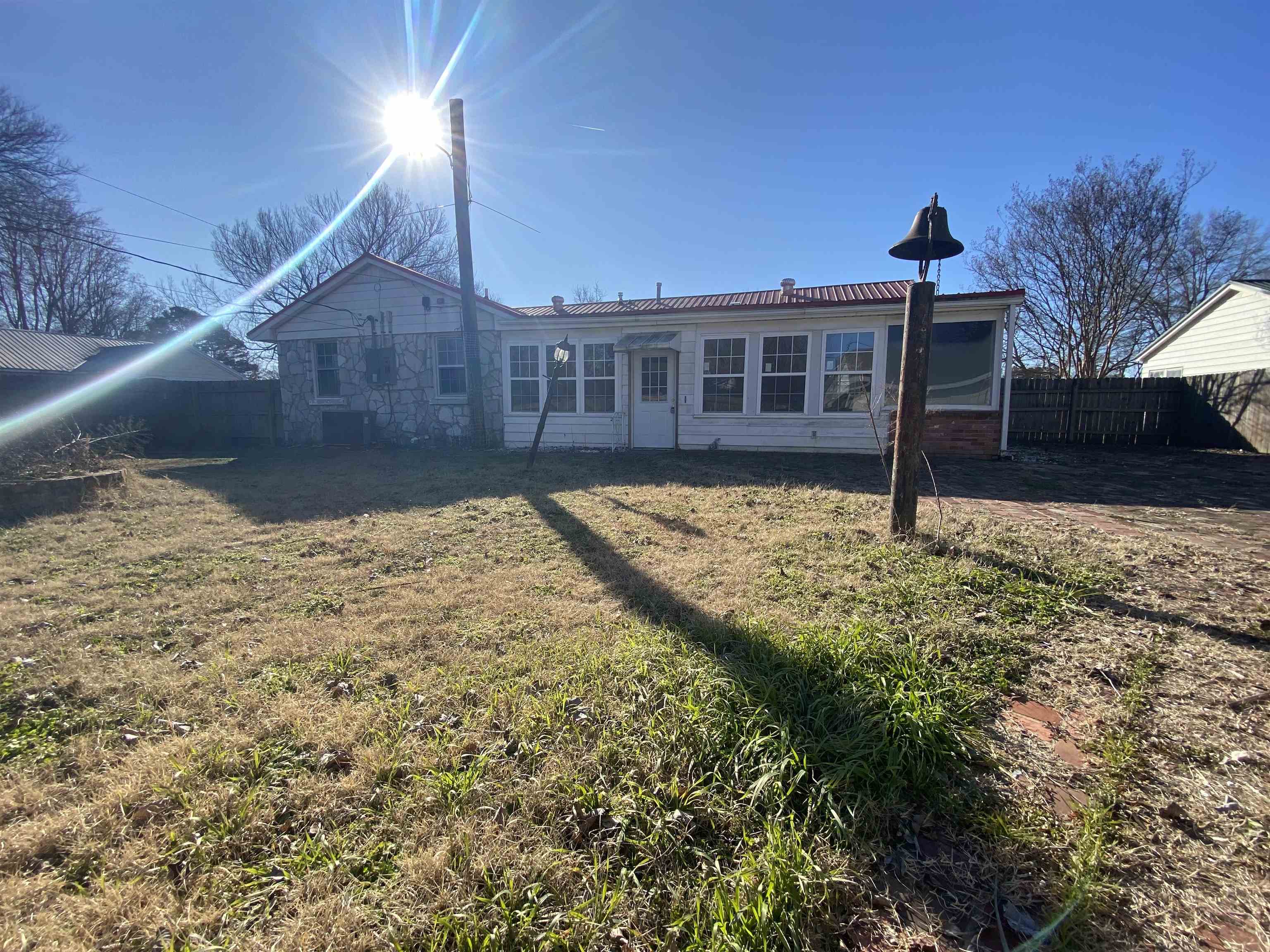 623  Holden Ave  Newport, AR