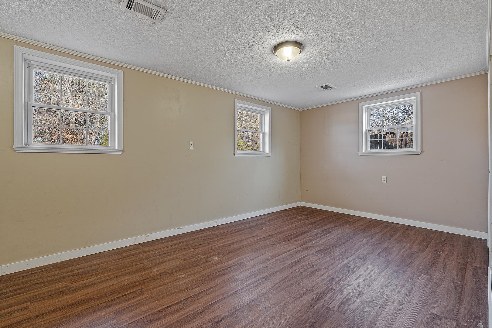 1501  Dana Debbie  Jonesboro, AR