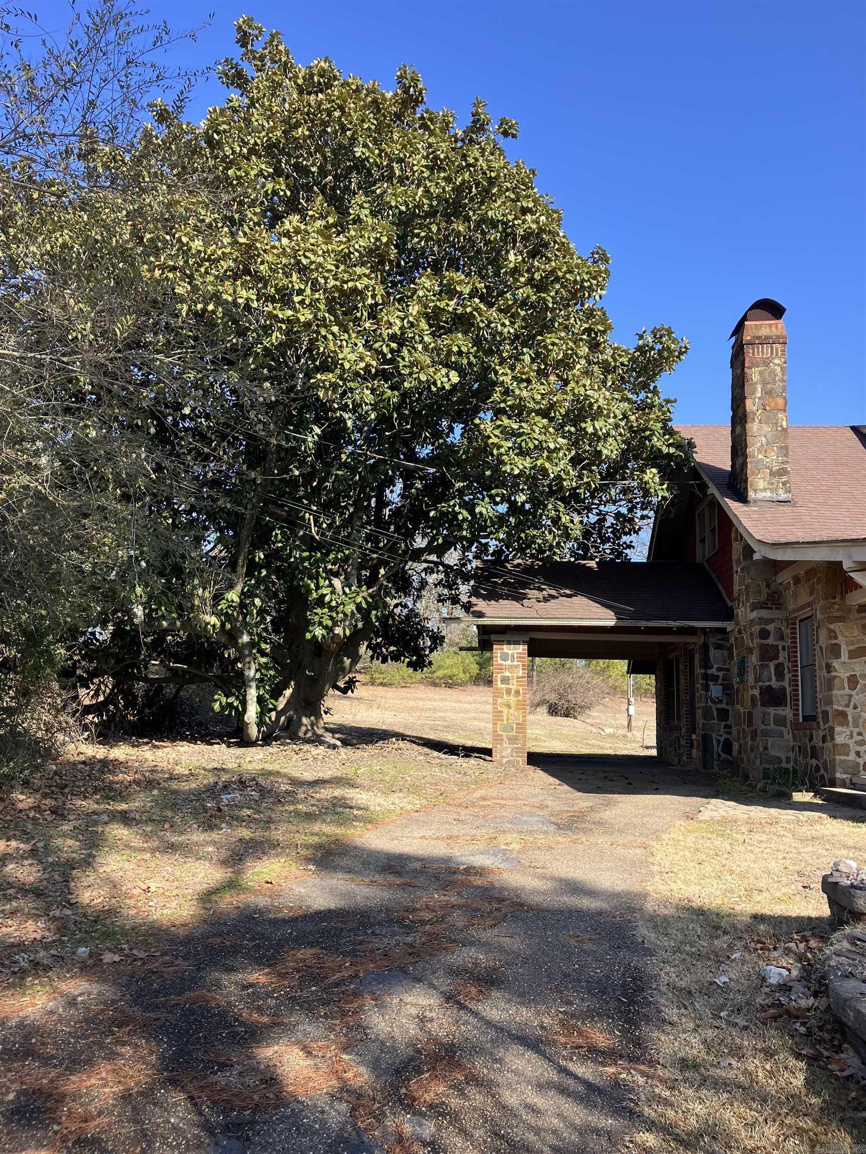 5553  Hwy 71 South  Cove, AR