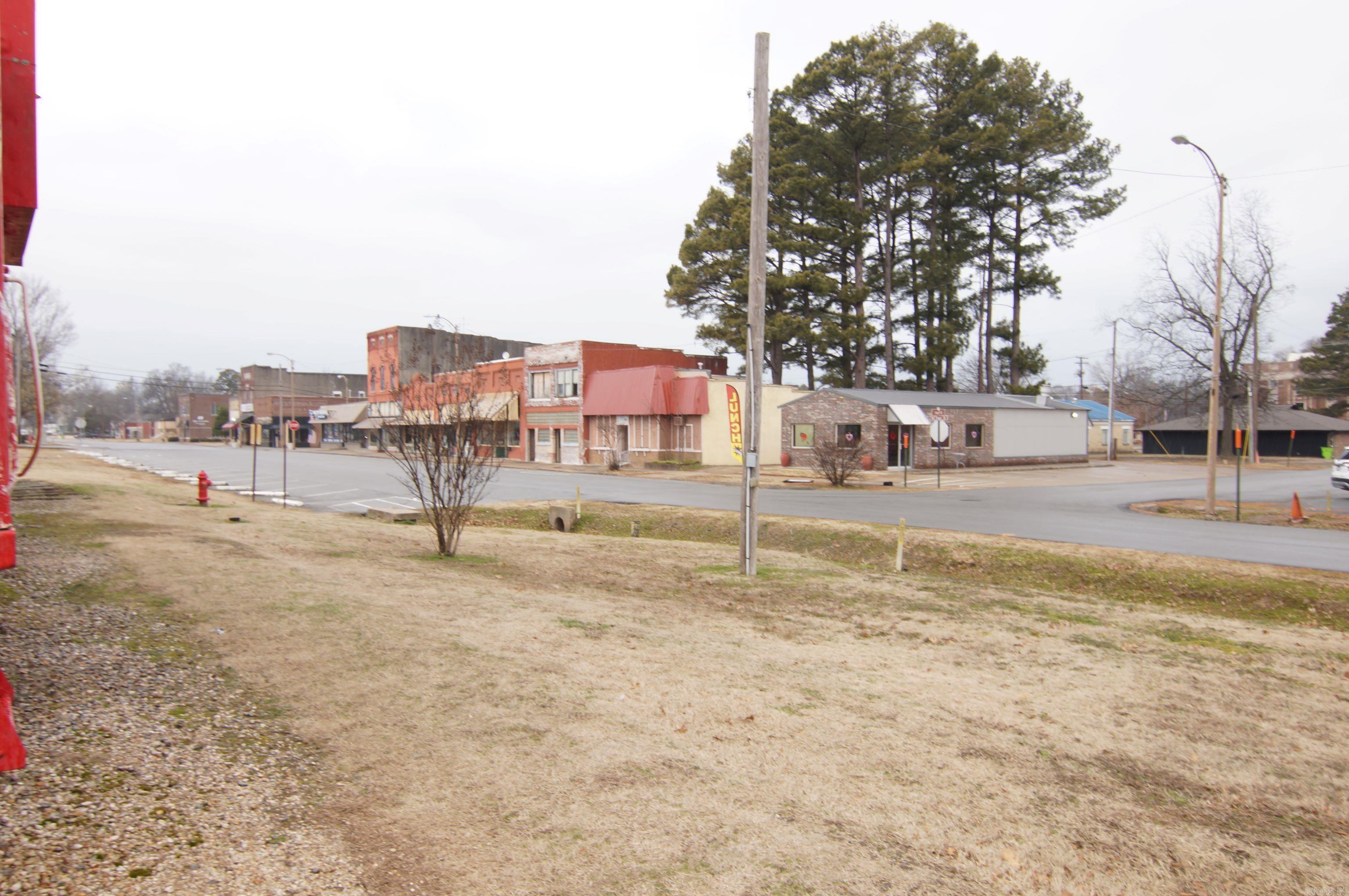 102  Court  Lonoke, AR