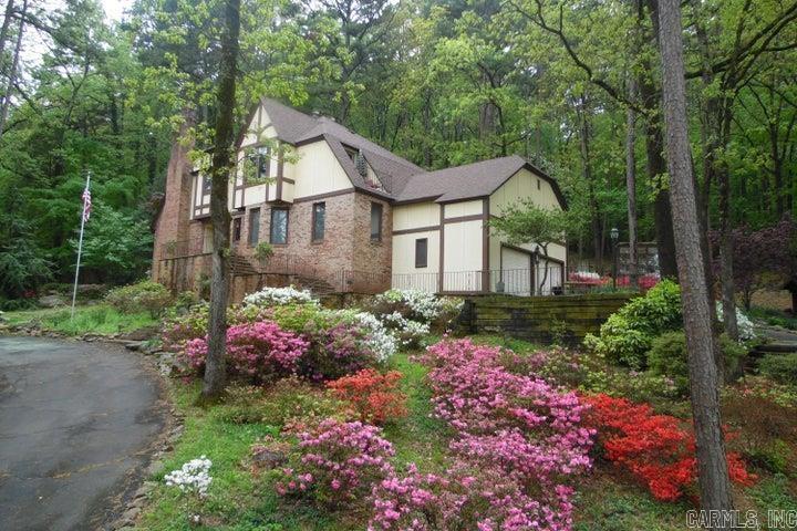 900  Rolling Hills  Russellville, AR