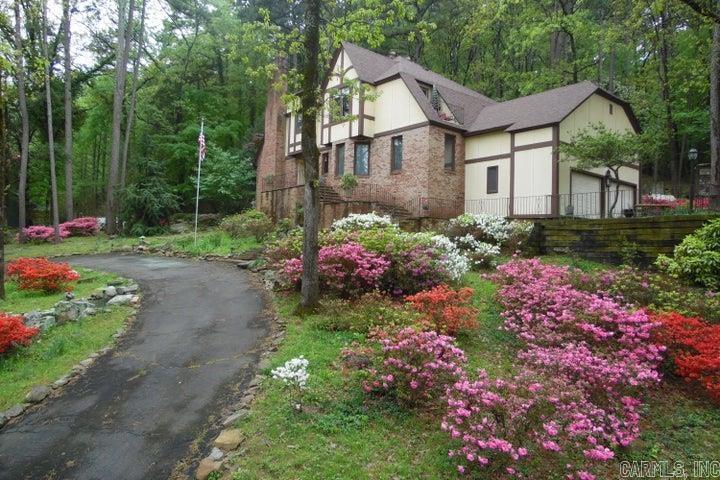 900  Rolling Hills  Russellville, AR