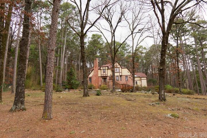 900  Rolling Hills  Russellville, AR