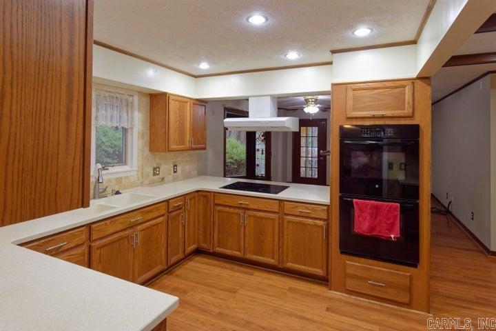 900  Rolling Hills  Russellville, AR
