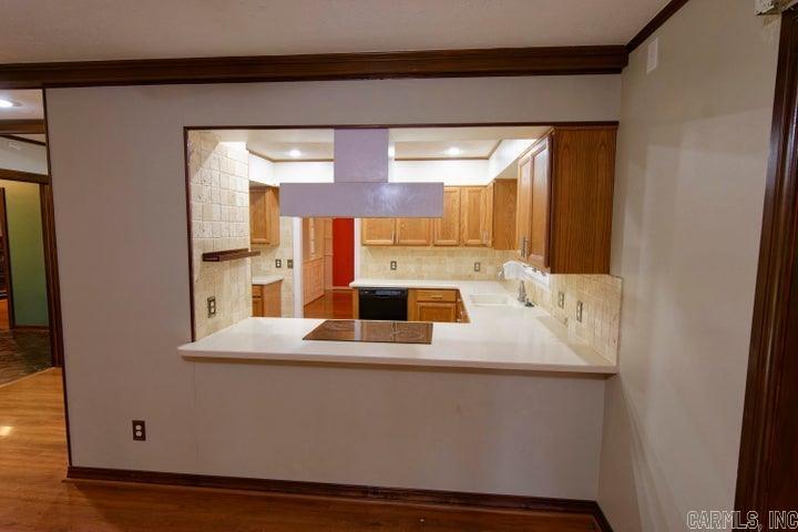 900  Rolling Hills  Russellville, AR