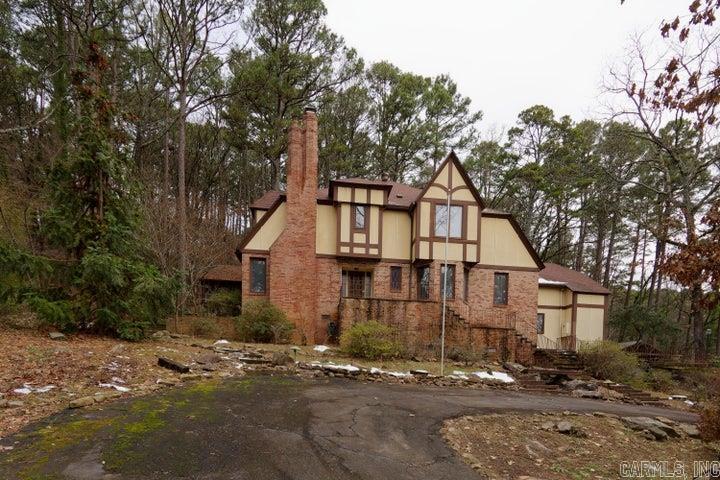 900  Rolling Hills  Russellville, AR