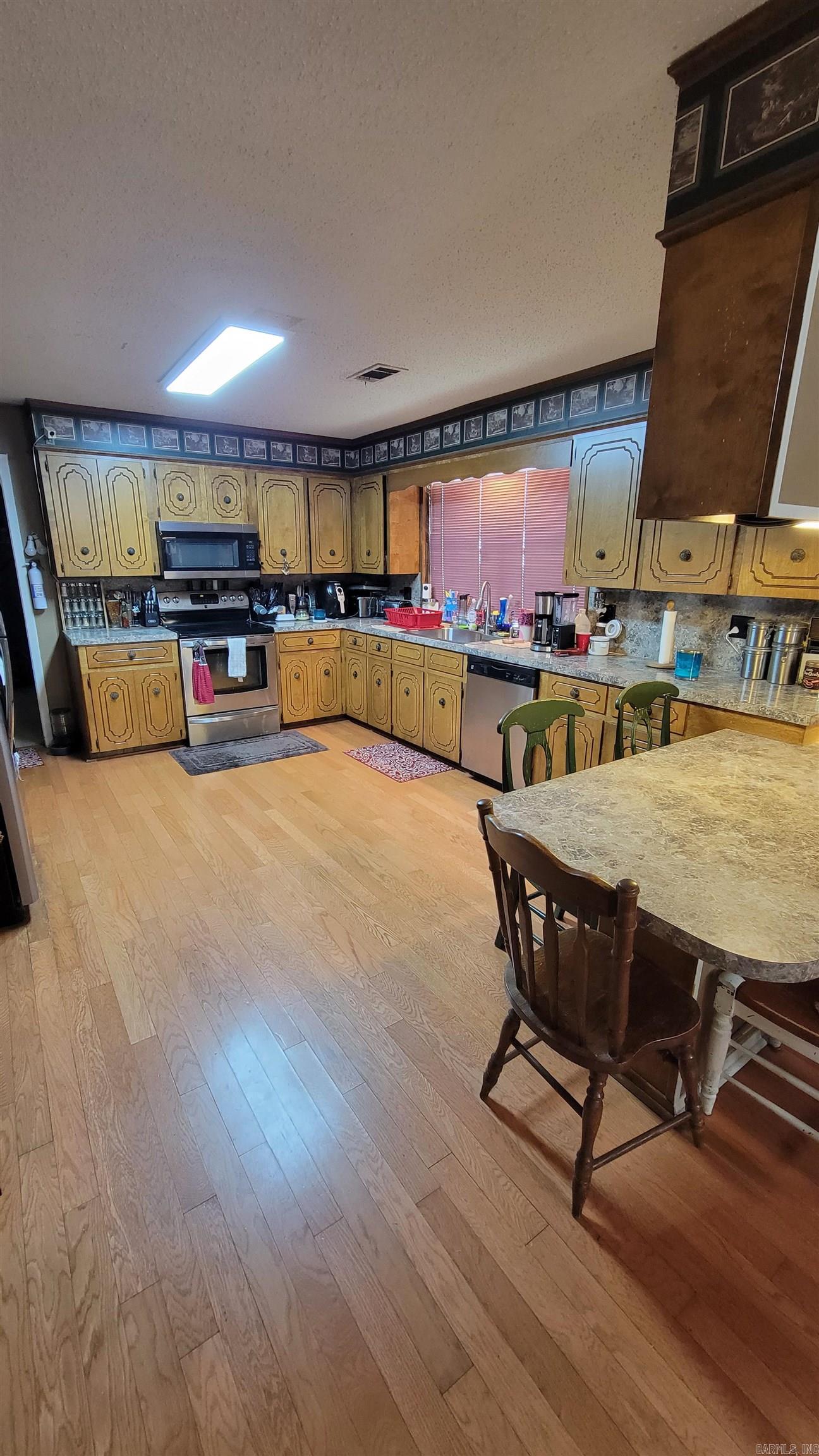 20  Hunt  Cabot, AR