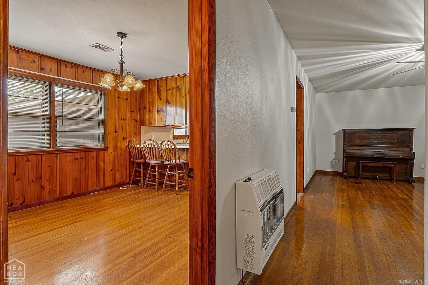 205 E College  Bono, AR