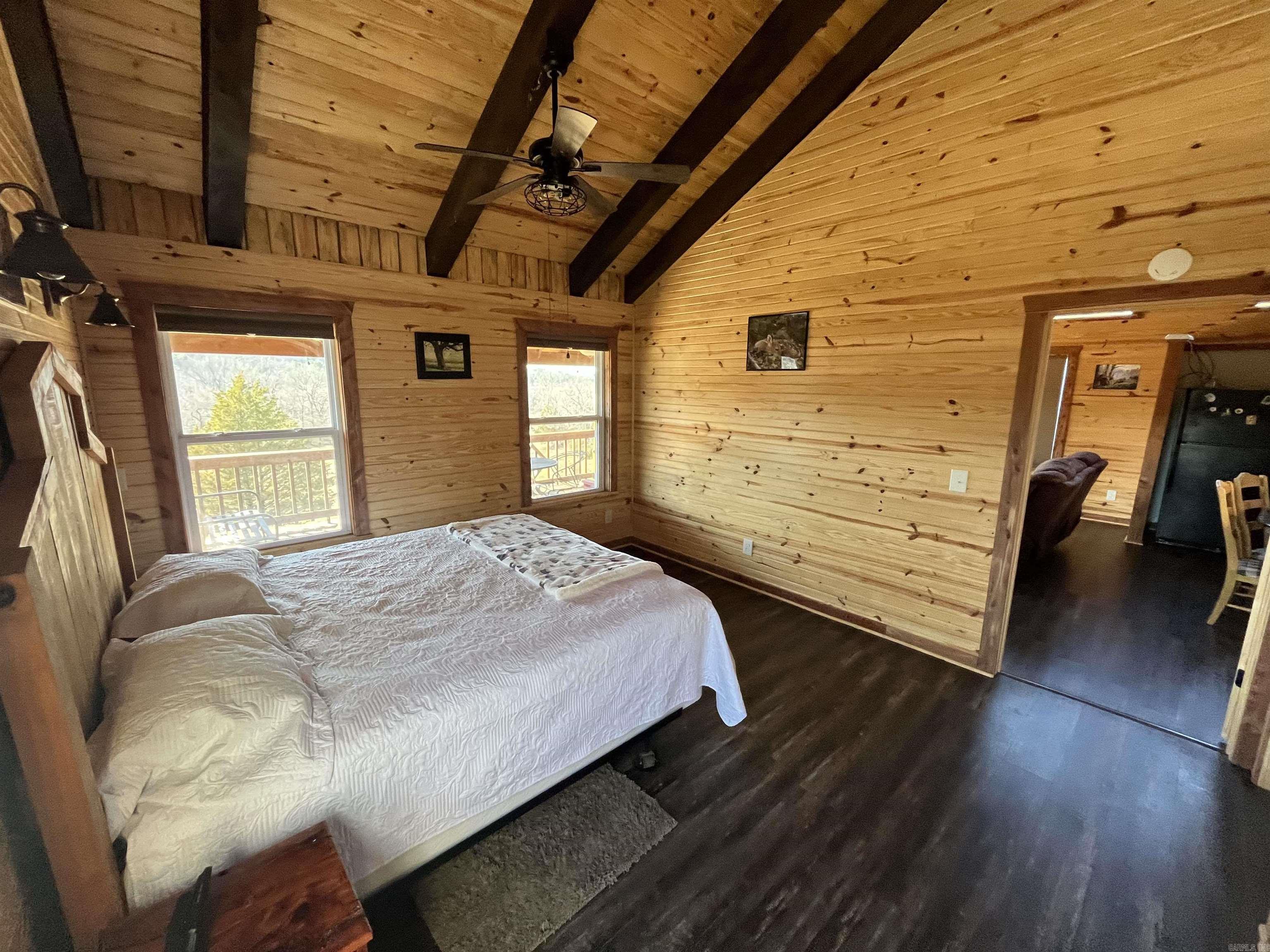 127  Lark Lane  Mena, AR